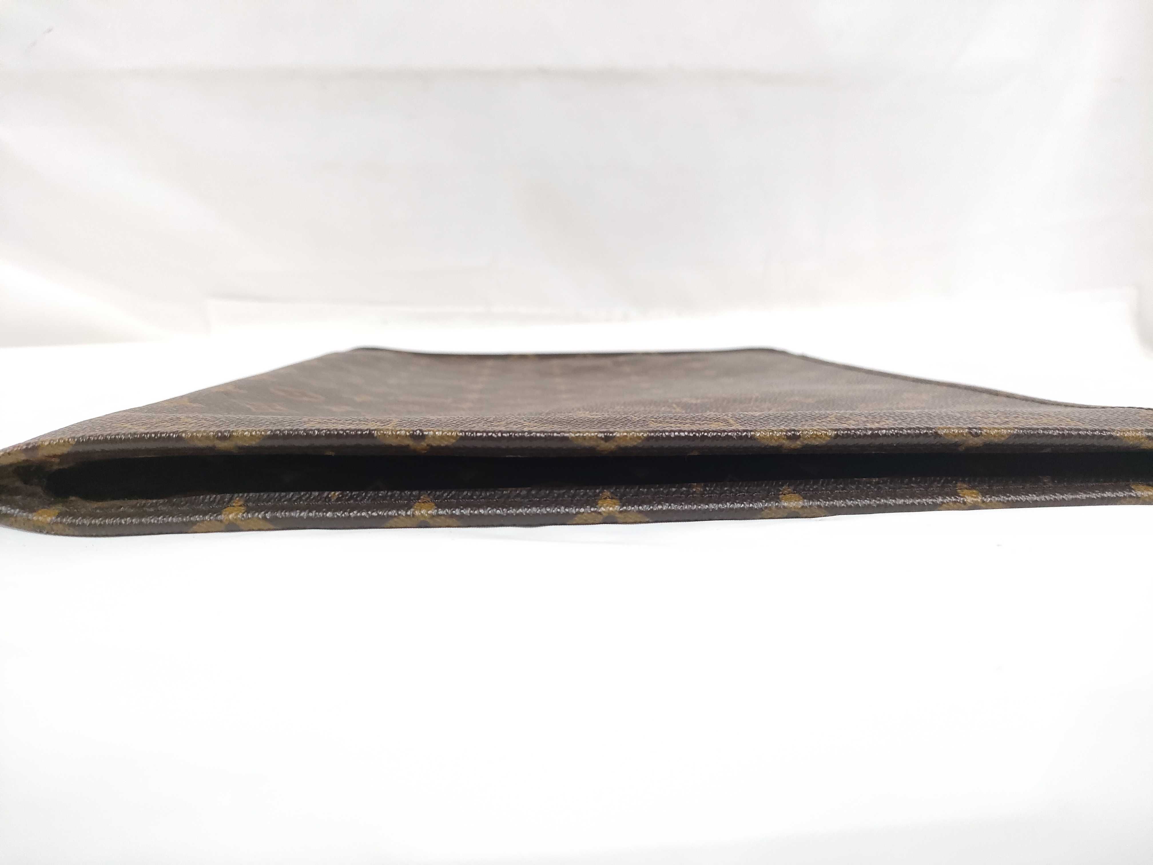Monogram Louis Vuitton Monogram Pochette Document TH1927 Clutch Bag — view 4