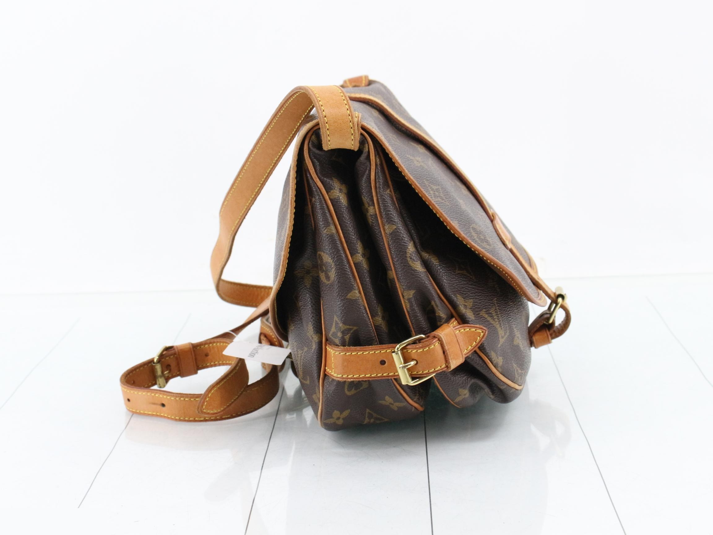 Monogram Saumur 30 MB0927 Shoulder Bag — view 3