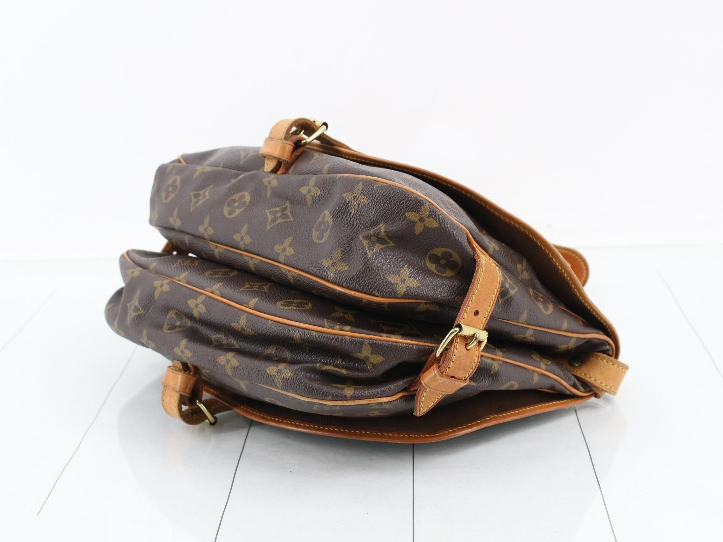 Monogram Saumur 30 MB0927 Shoulder Bag — view 6