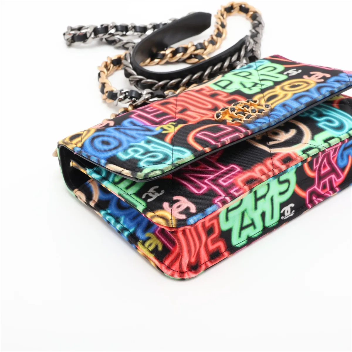 19 Fabric x Lambskin Chain Wallet Black Gold x Silver Hardware 31213301 Serial Number 31 — view 4