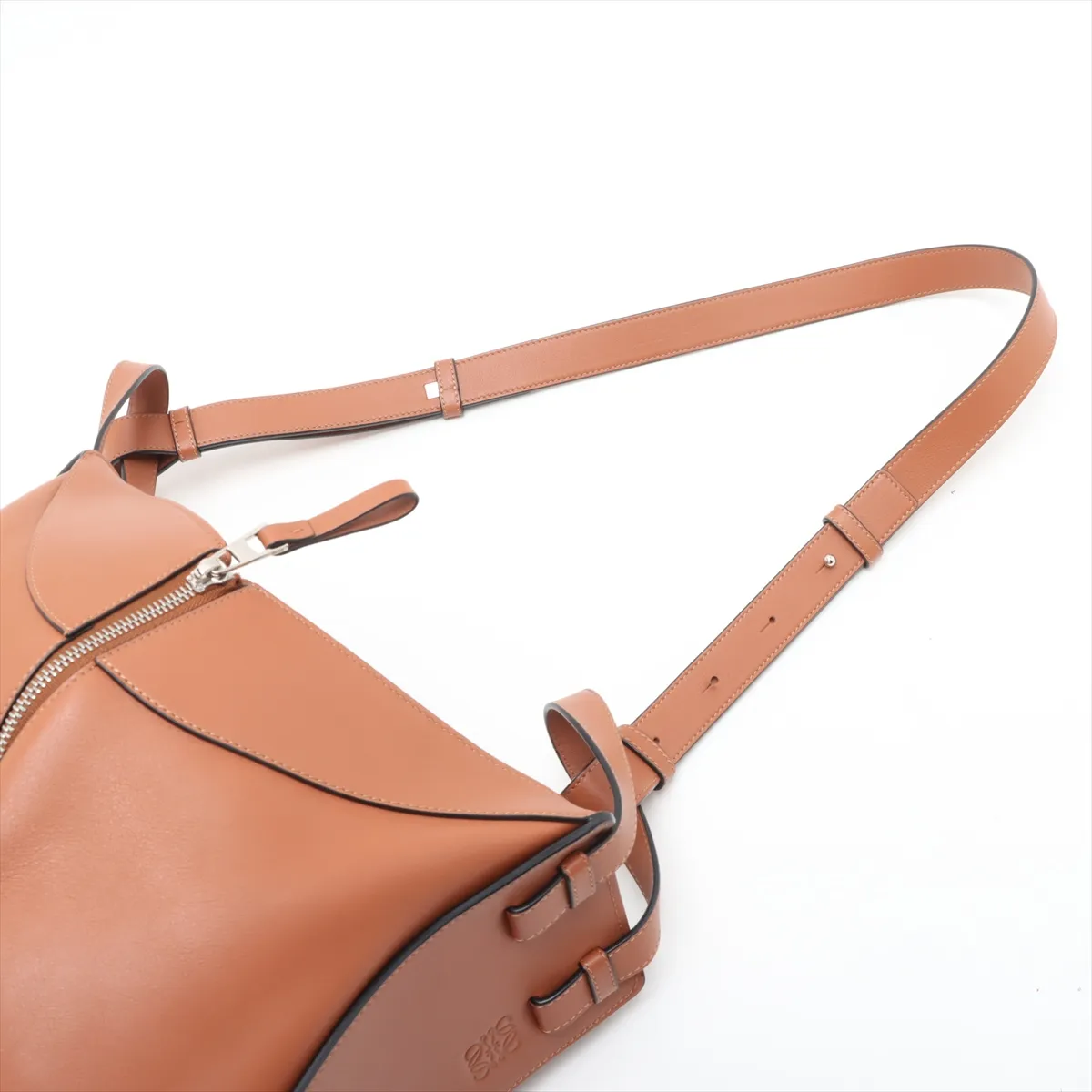 Hammock Small Leather 2-Way Handbag Brown with C Mark — view 7