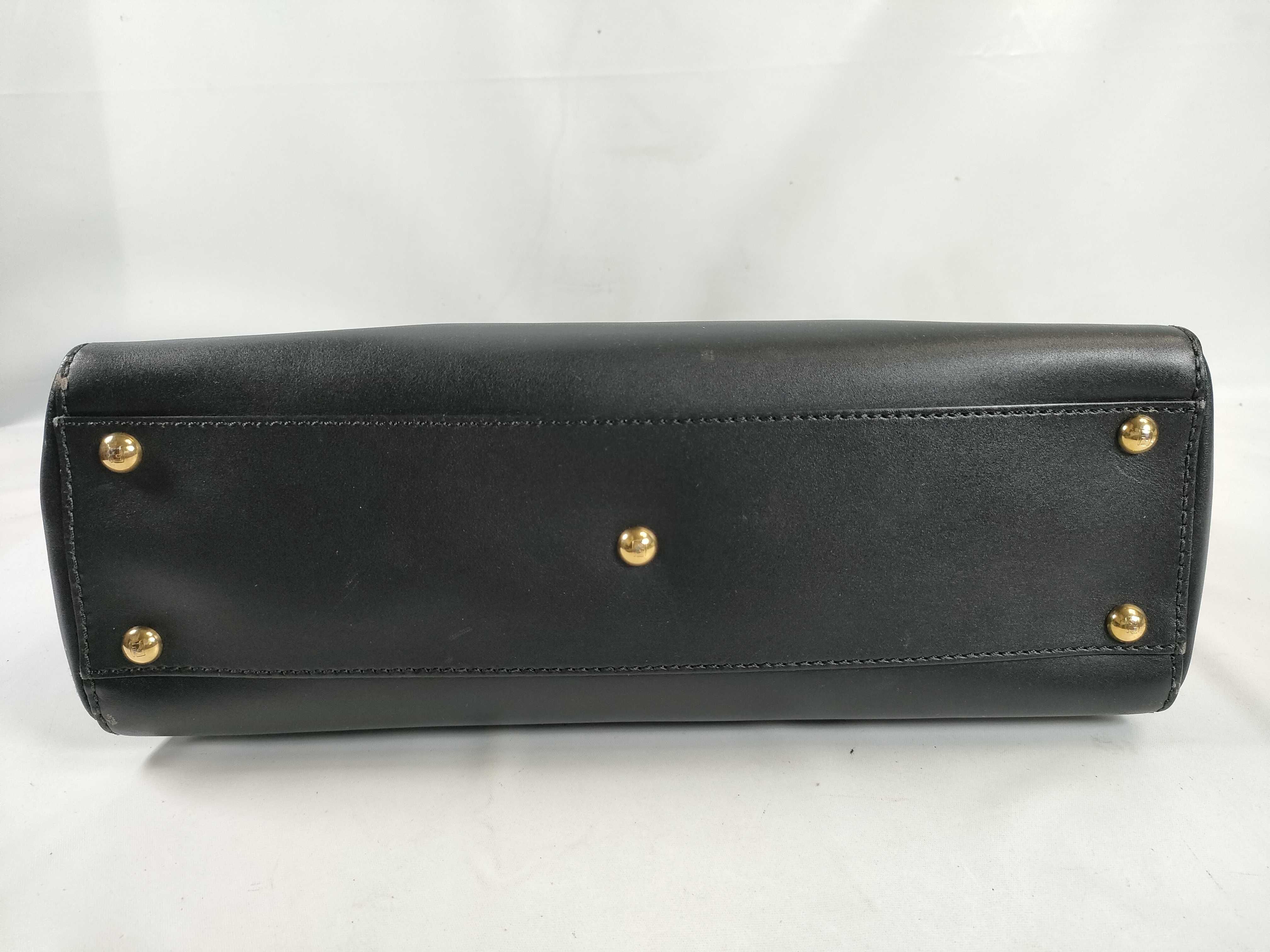 Medium Handbag — view 7