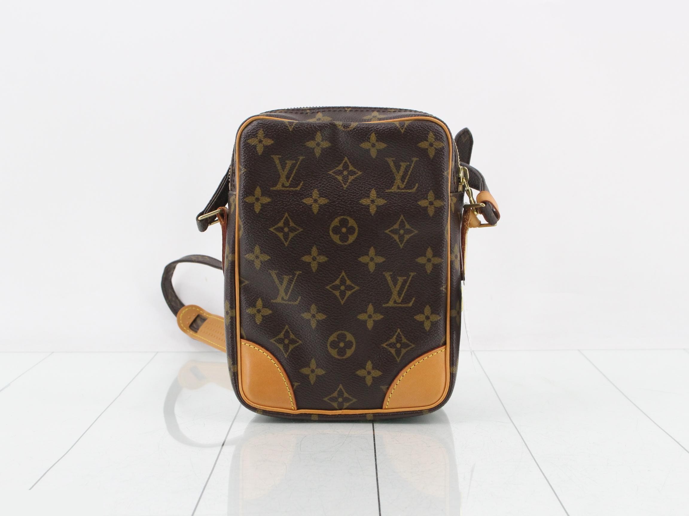 LV Amazon M45236/TH1015 — view 2