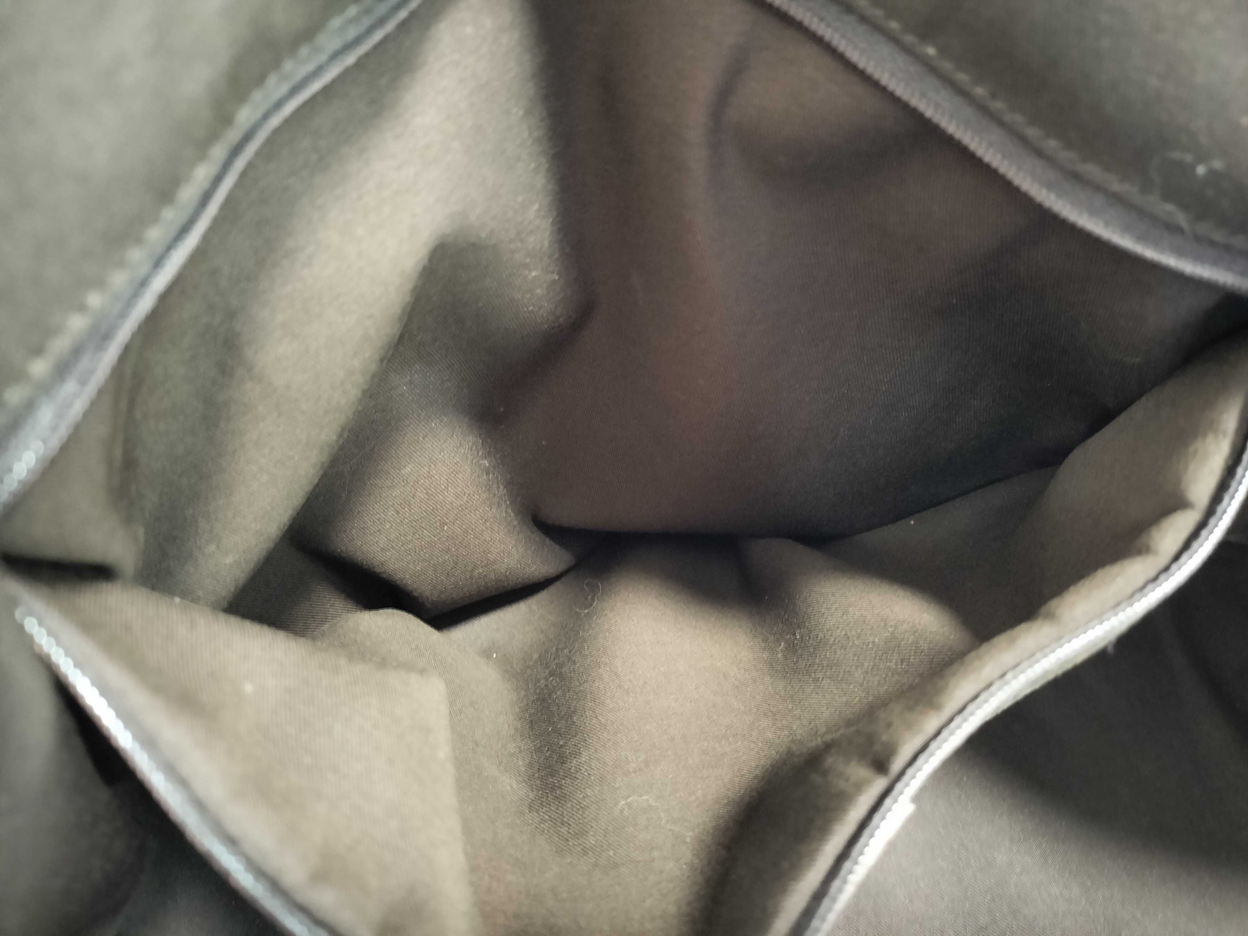 GG Canvas Tote Bag — view 10