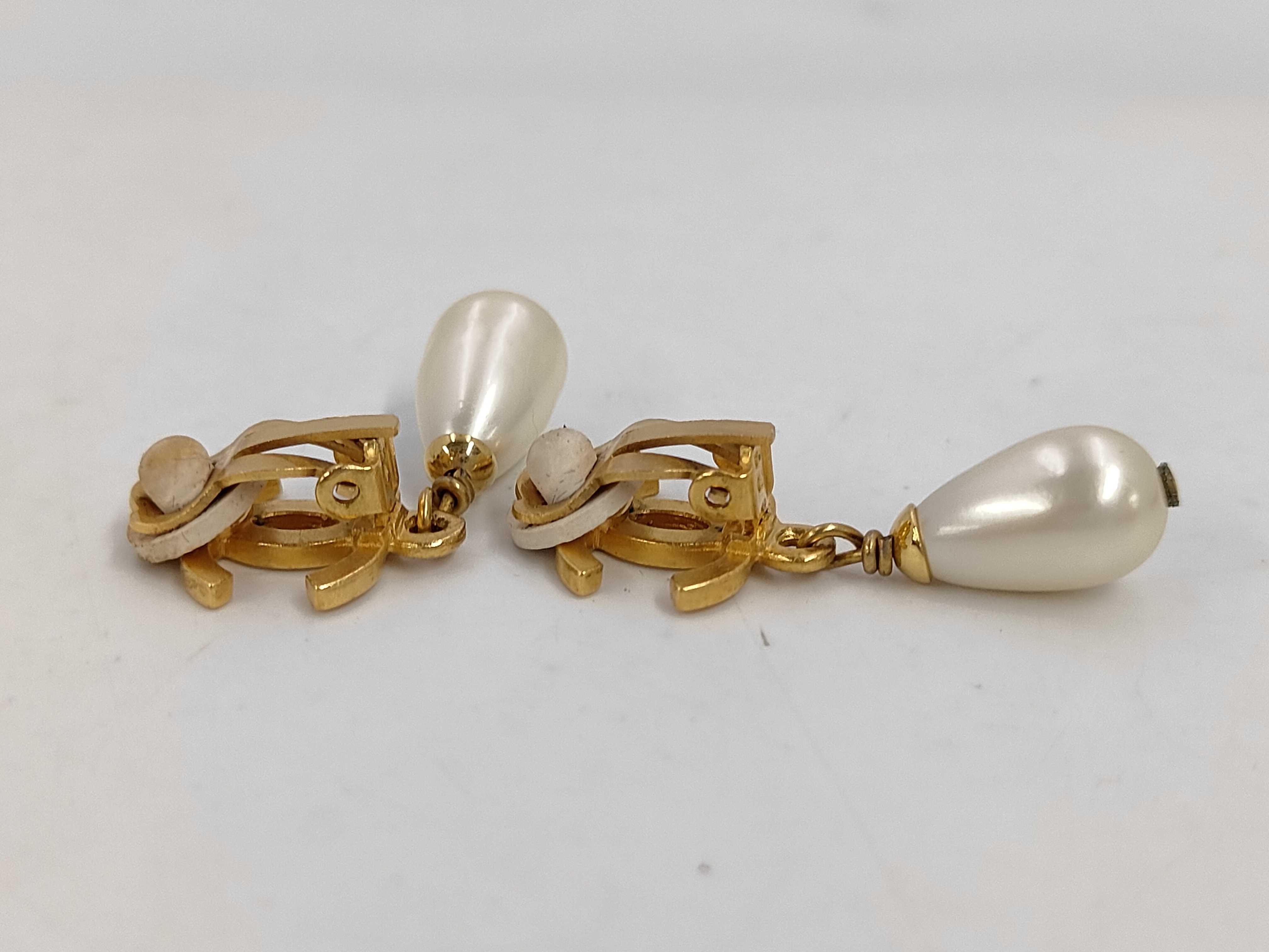 Earrings — view 6