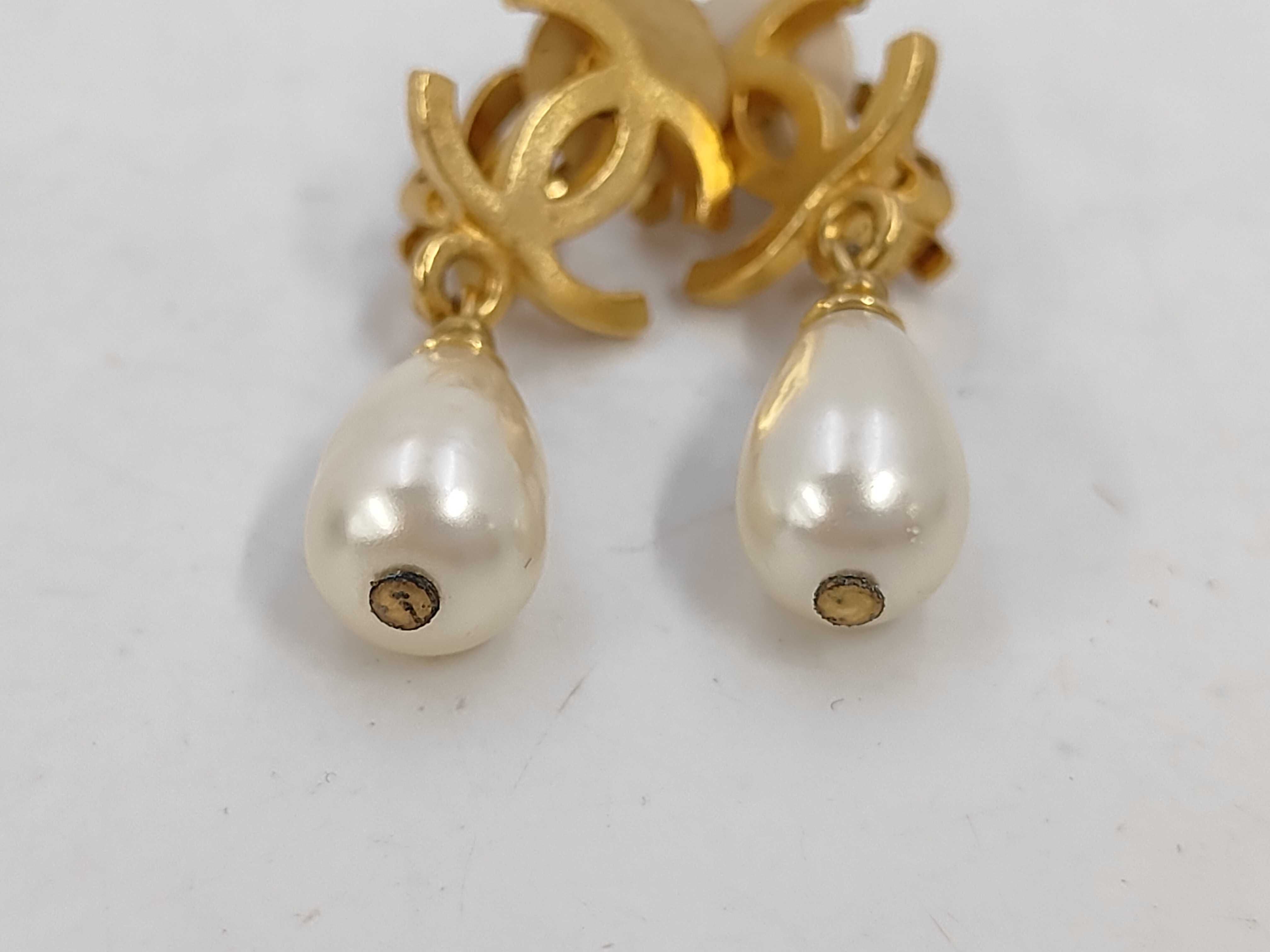 Earrings — view 7