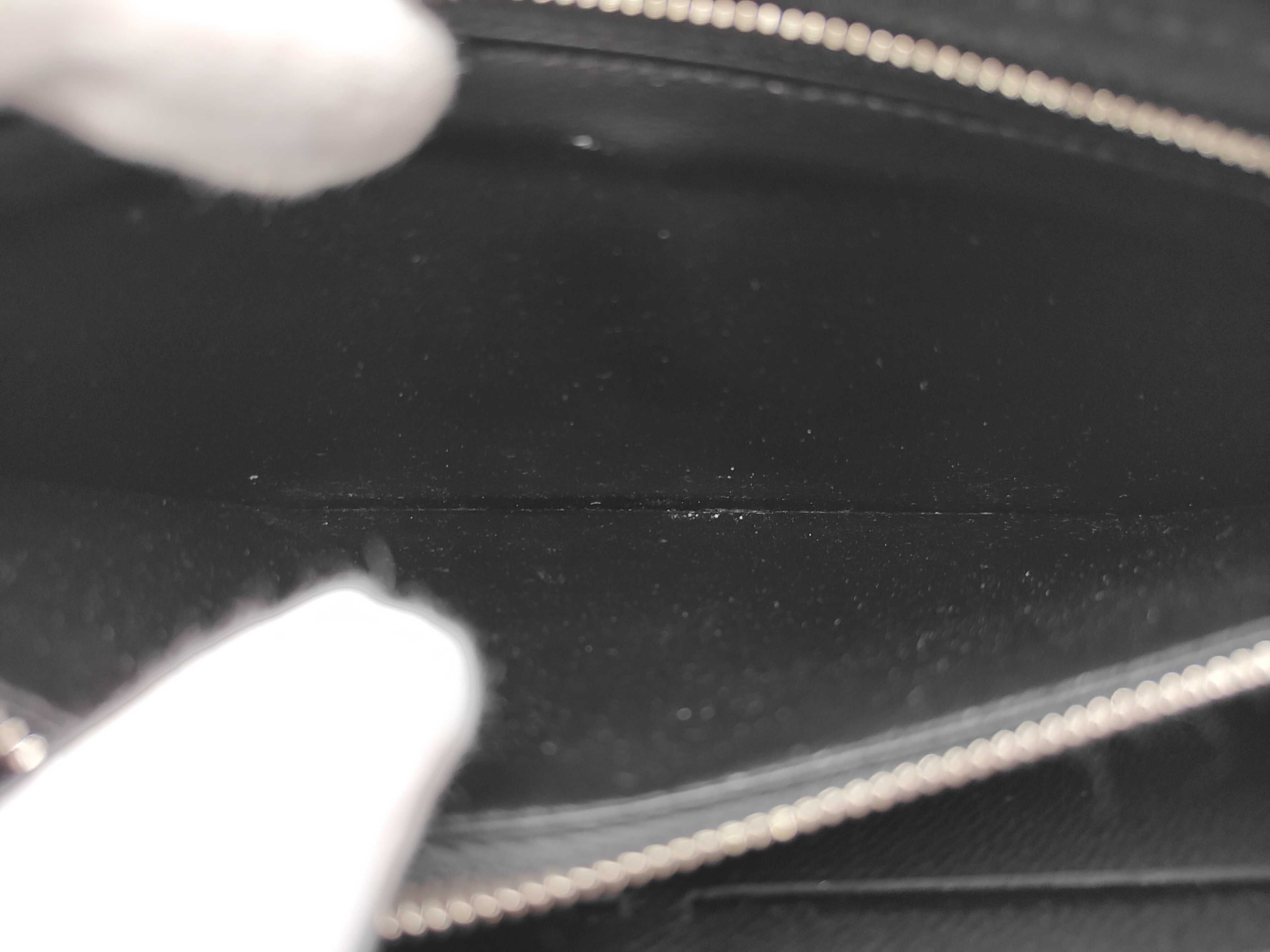 Black Taiga M69409 Zippy Dragonne Wallet — view 6