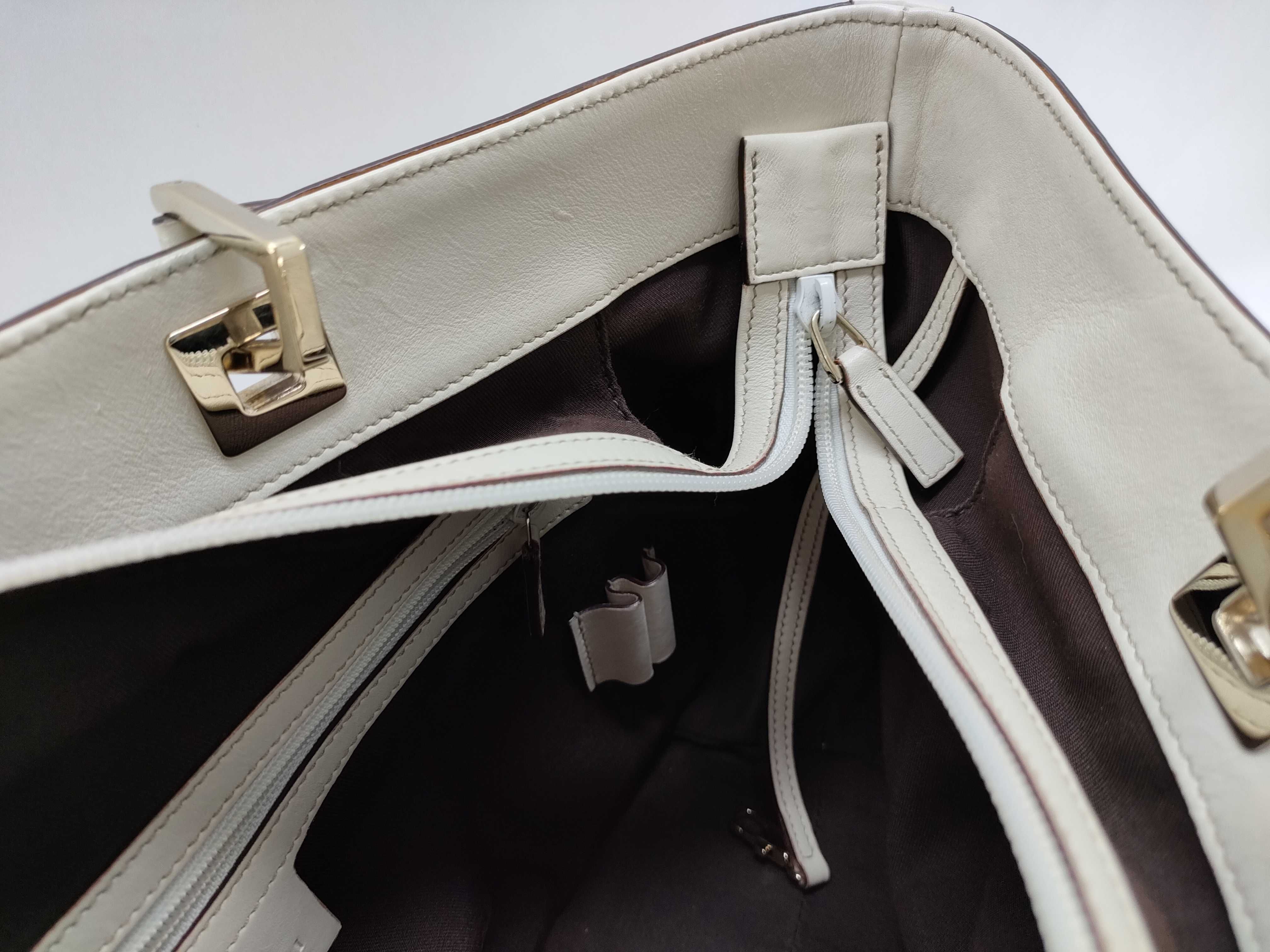 GG Canvas Gucci Handbag Tote Bag — view 9