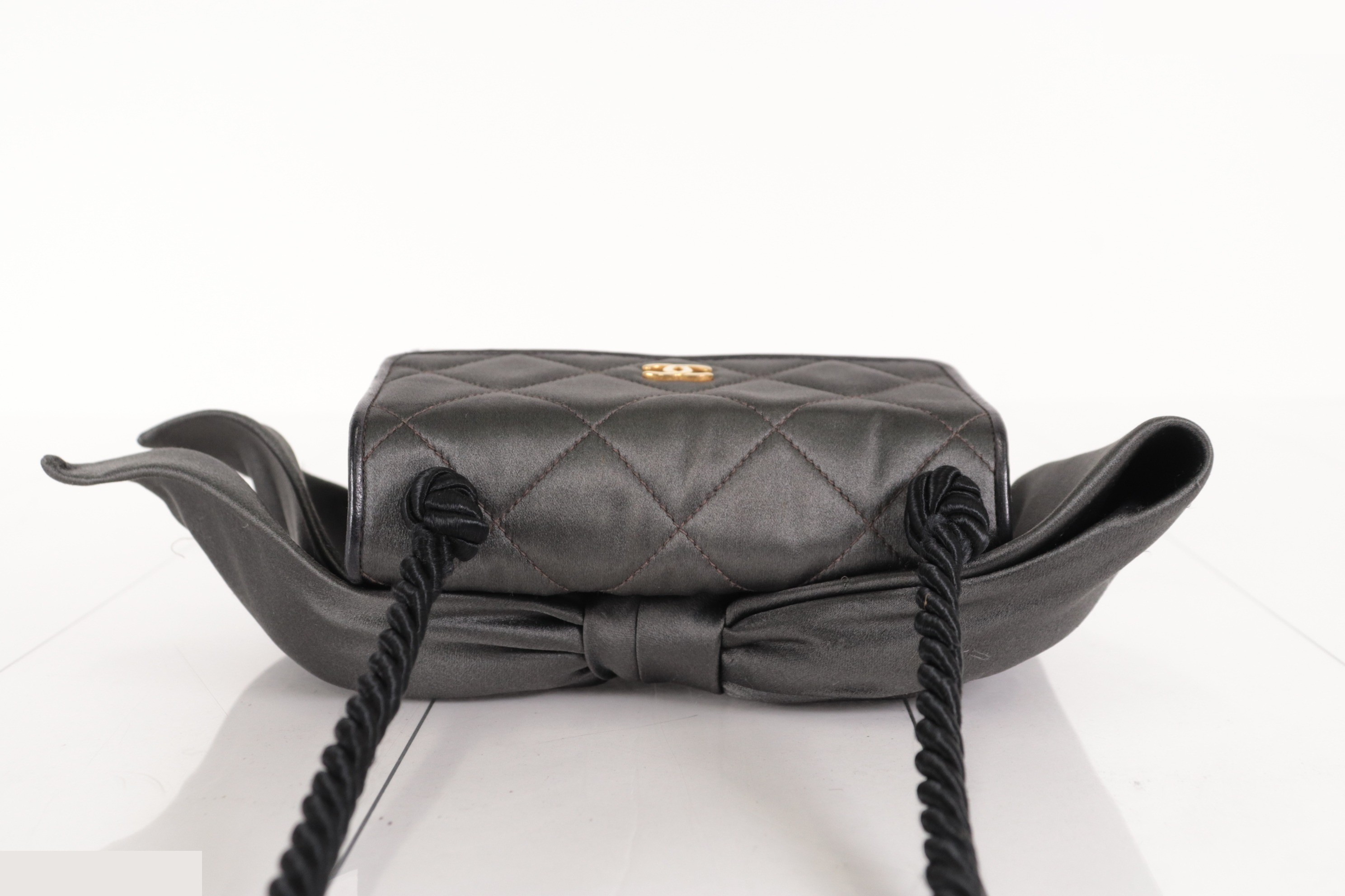 Satin ribbon shoulder bag, gray, item number 2. — view 6
