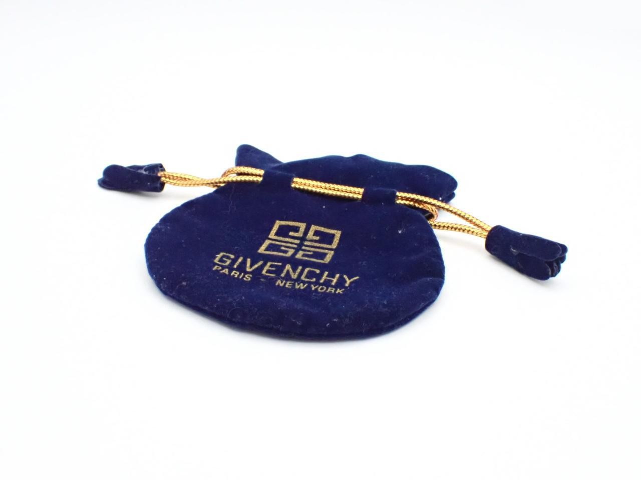 Other lines: Precious metals and brooches — view 4