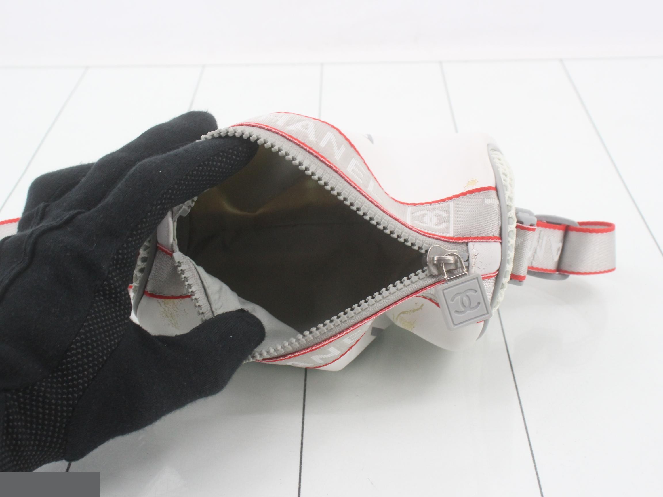 Shoulder bag — view 4