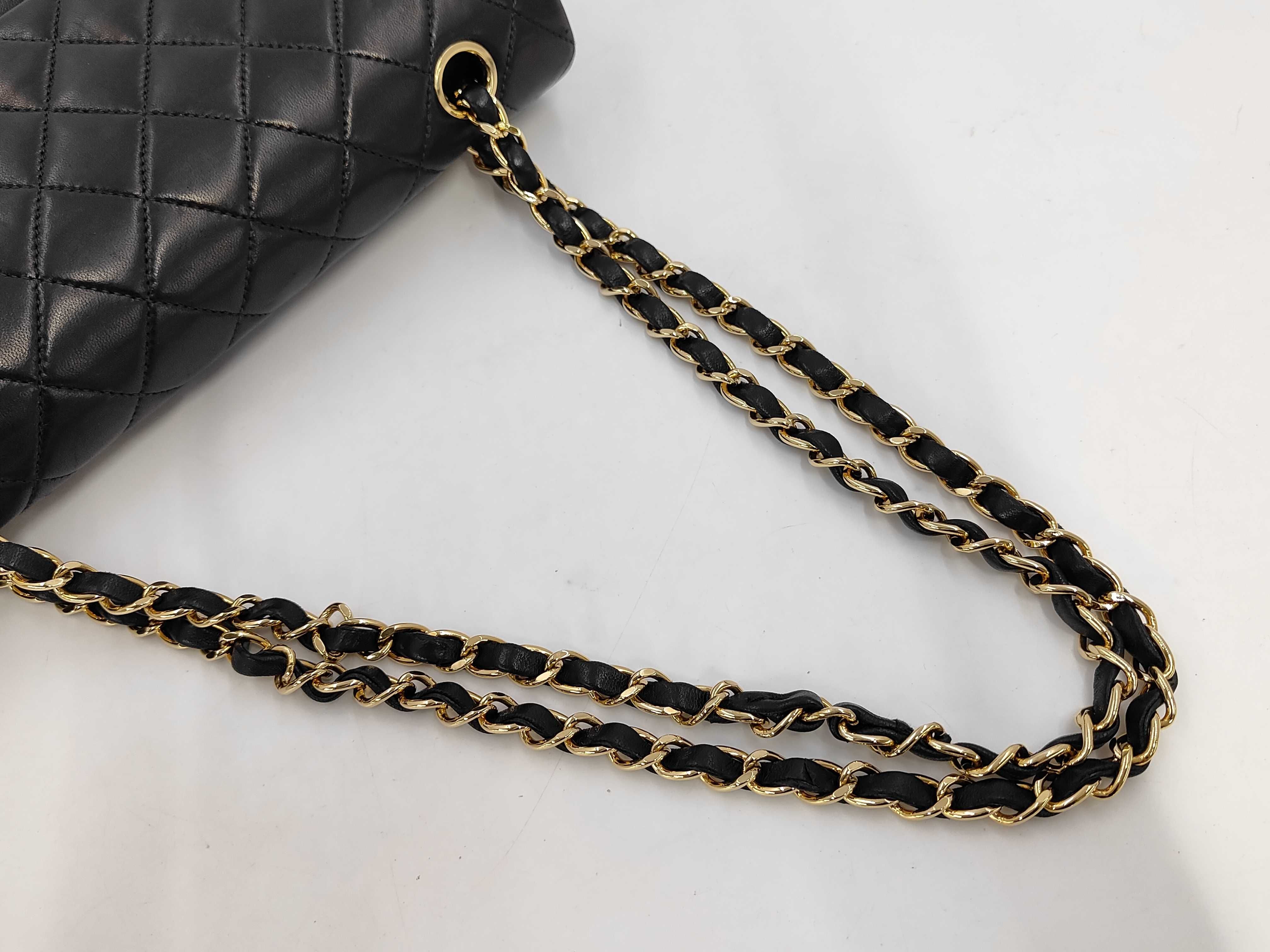 Matelassé 25 Lambskin Double Flap Double Chain Shoulder Bag — view 5