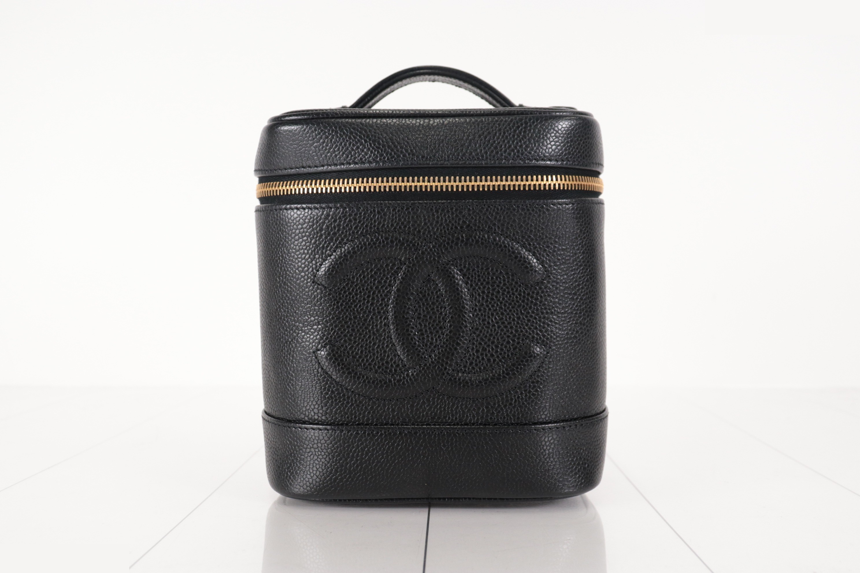 Coco Mark Caviar Vanity, Table No. 6 — view 2