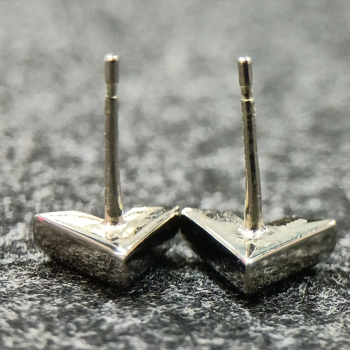 M63208 Essential V Earrings LE0250 (Pair) GP Silver. Shows signs of wear, — view 6