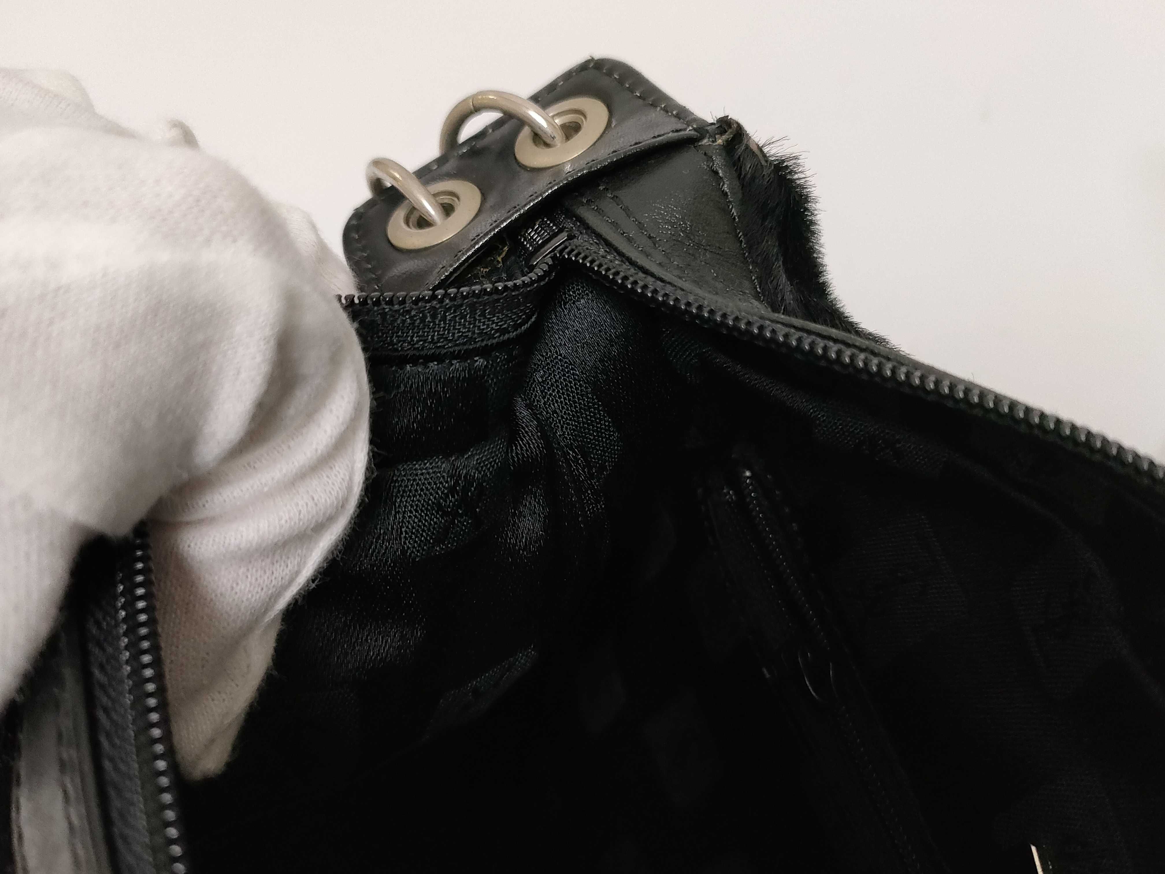 calfskin shoulder bag — view 12