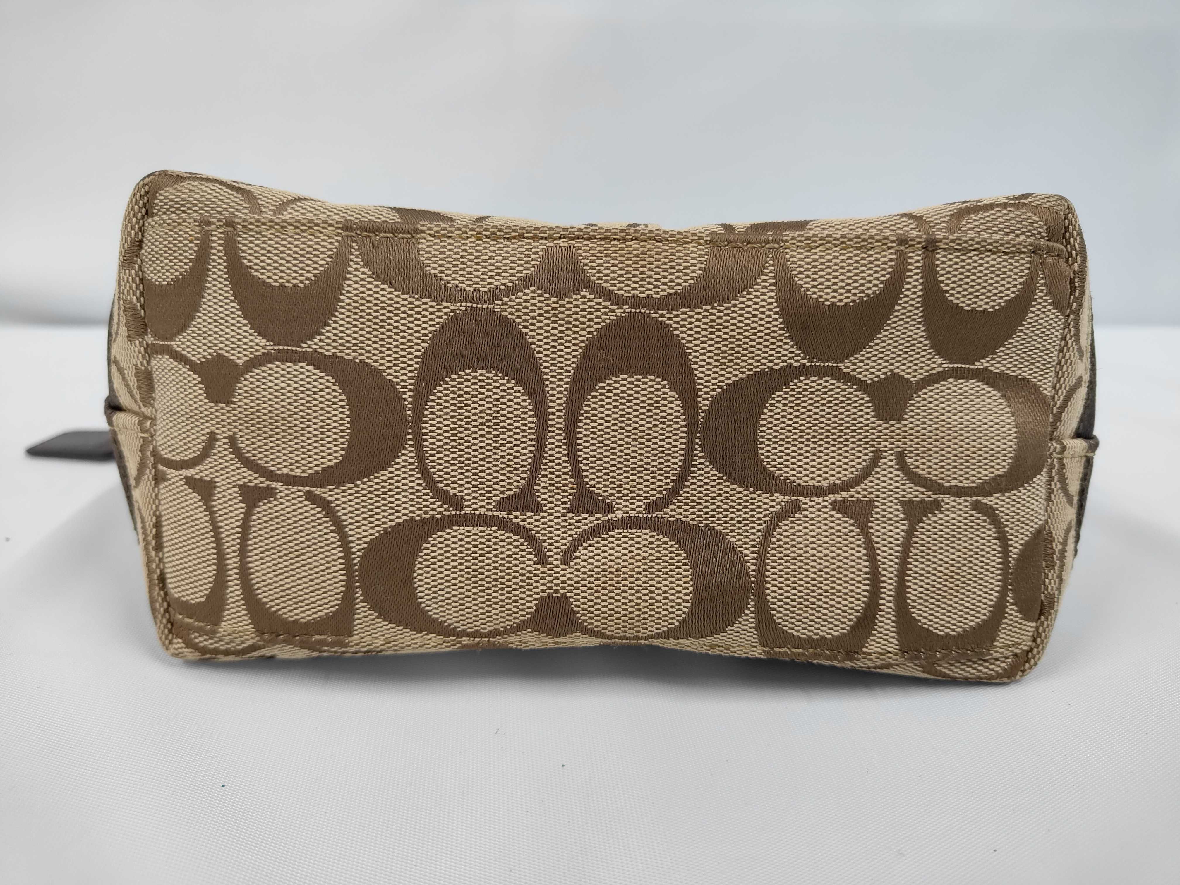COACH Signature Canvas/Jacquard One-Shoulder Bag Handbag — view 3