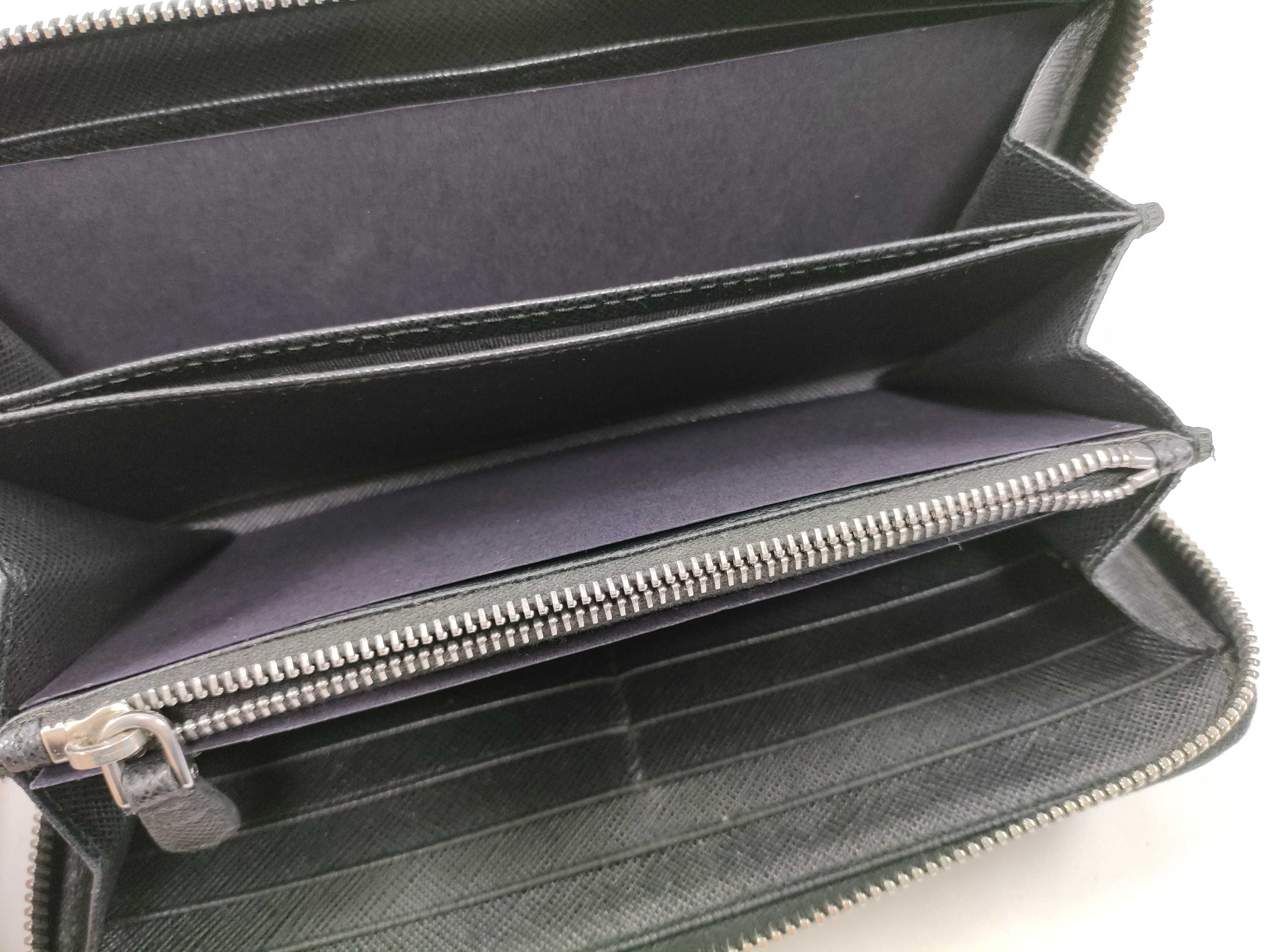 1ML506 Saffiano Round Zip Wallet — view 9