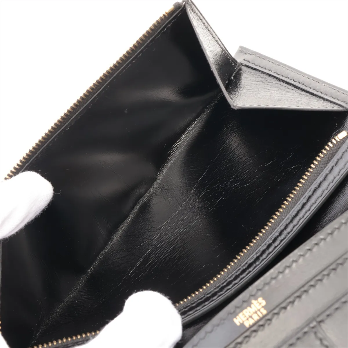 Bearn Classic Box Calf Long Wallet, Black with Gold Hardware, F: 2002 — view 8