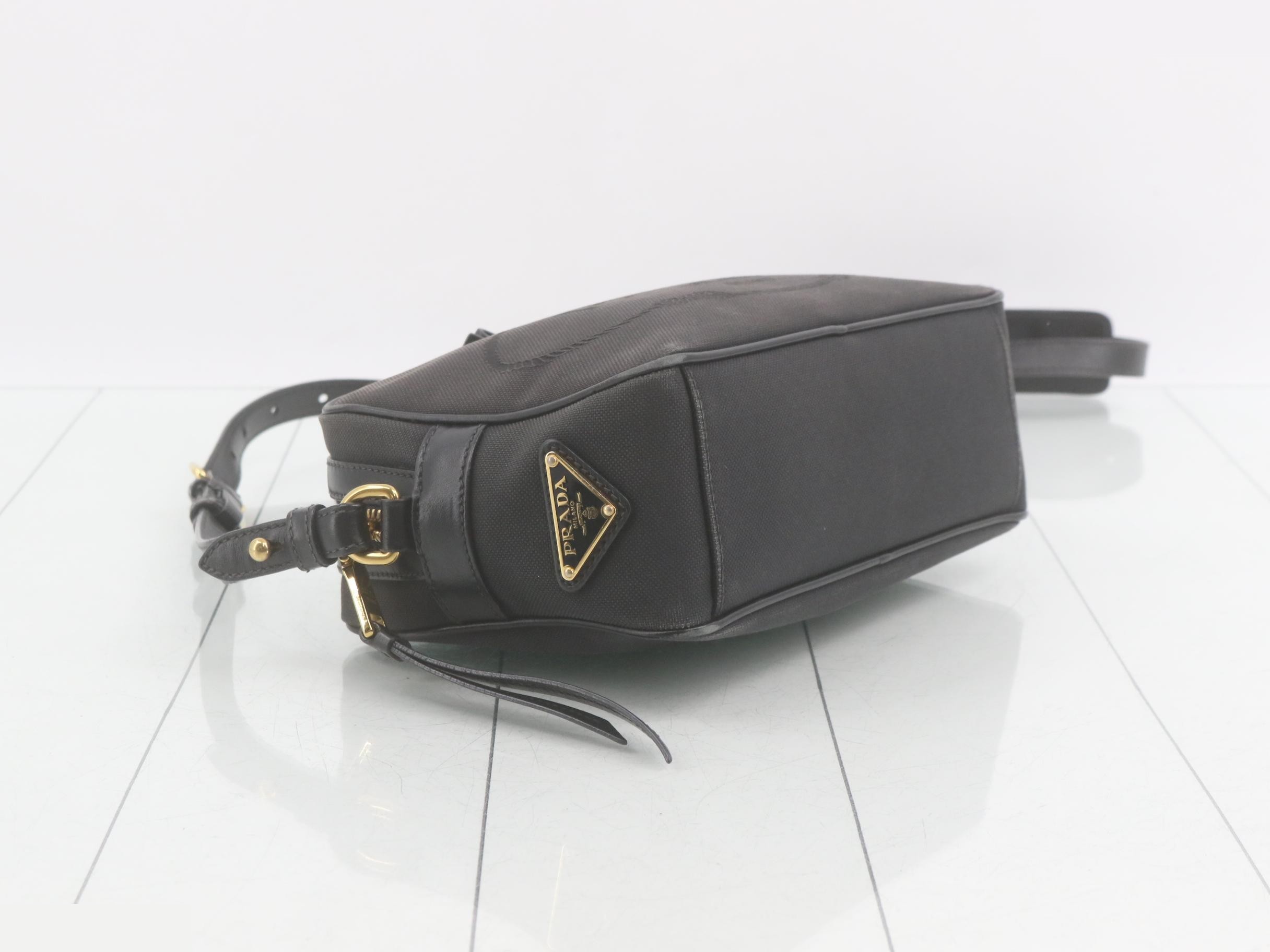 Other lines: Bags/Shoulder bags, Canvas, Black — view 5