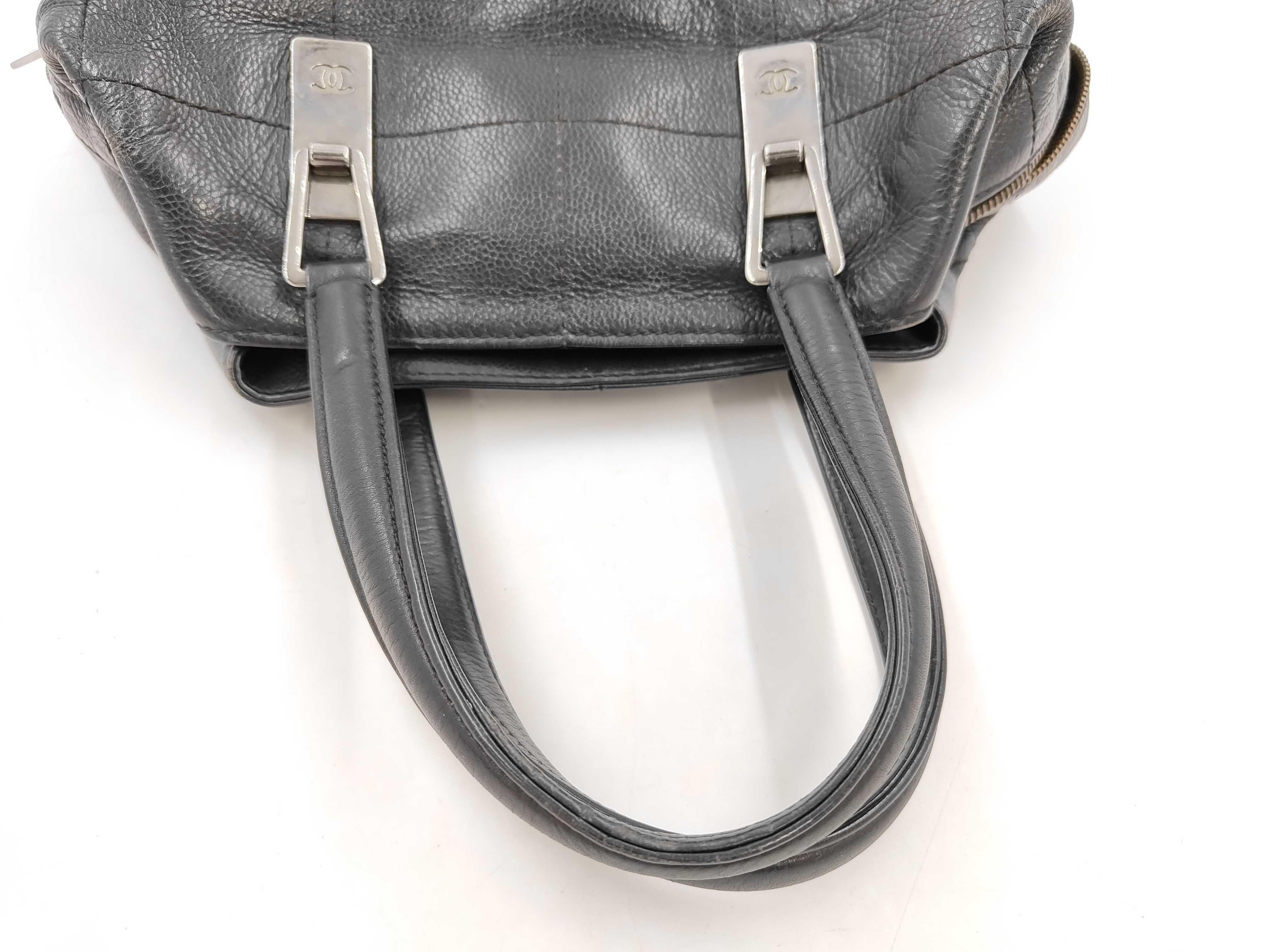 handbag — view 4