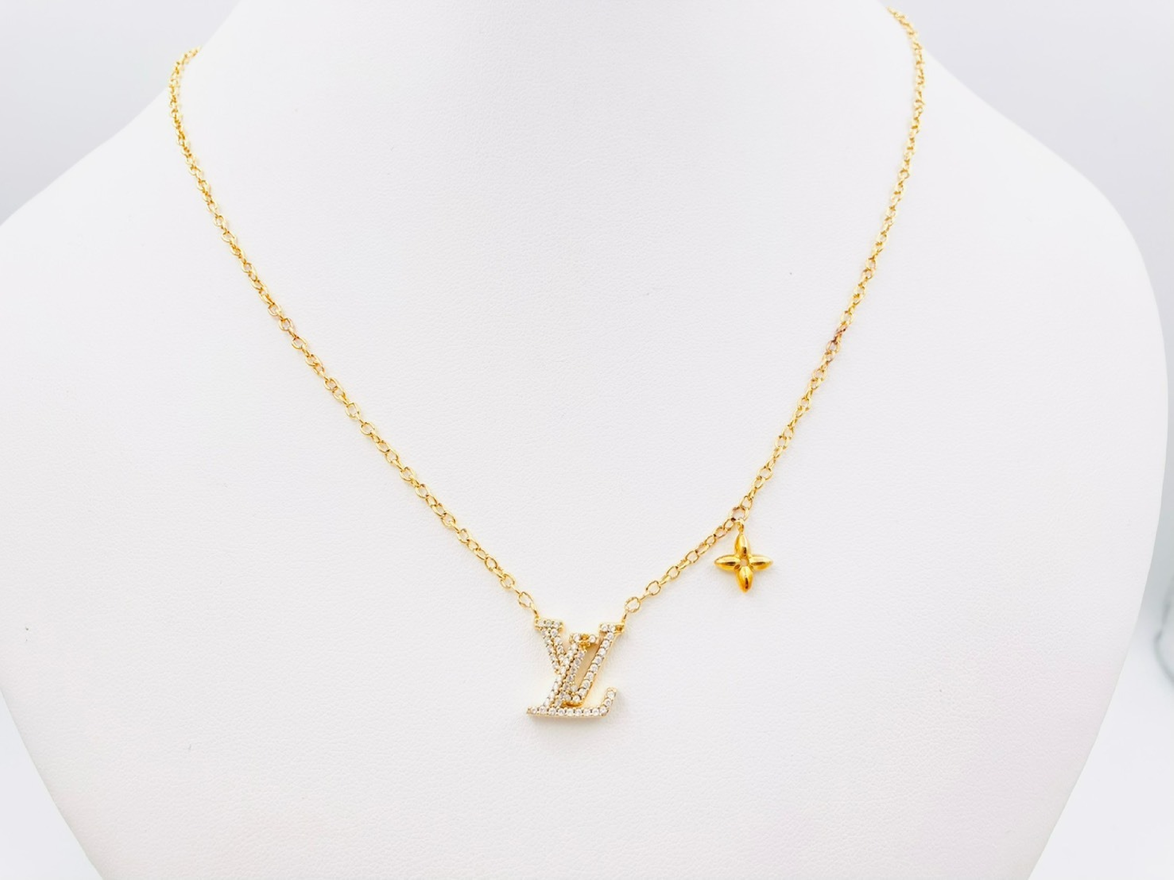 M00596 Collier LV Iconic Rhinestone Gold Necklace TE0273 — view 2
