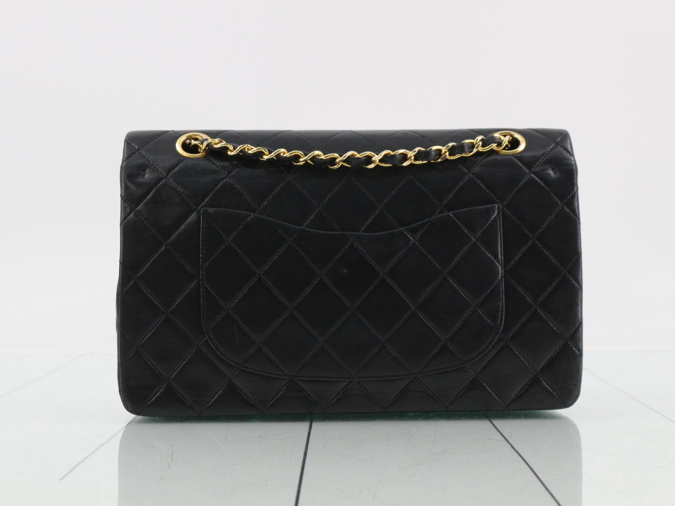 Matelassé 25 Double Chain Shoulder Bag, Double Flap, Lambskin, Black, Series 1, W25 — view 2