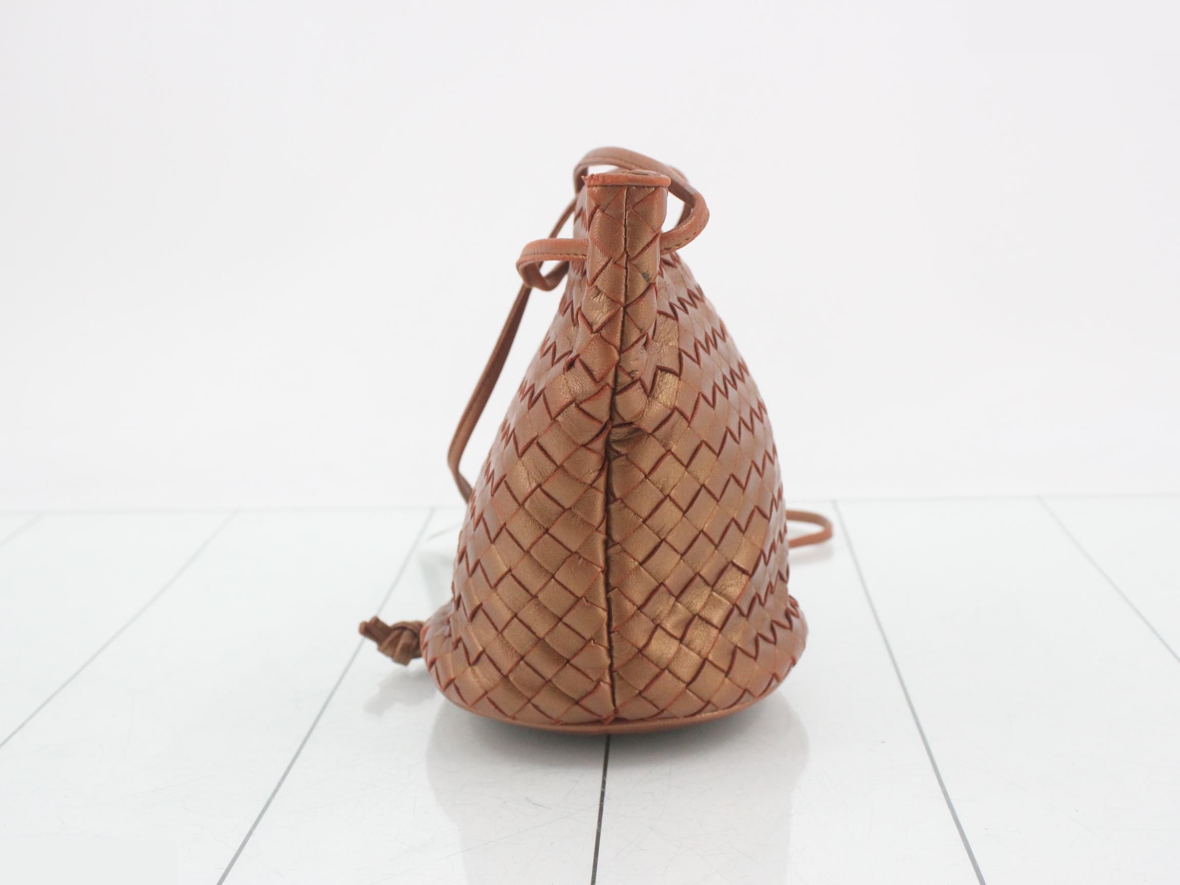 Intrecciato Shoulder Bag, Bucket Bag, Handbag — view 3