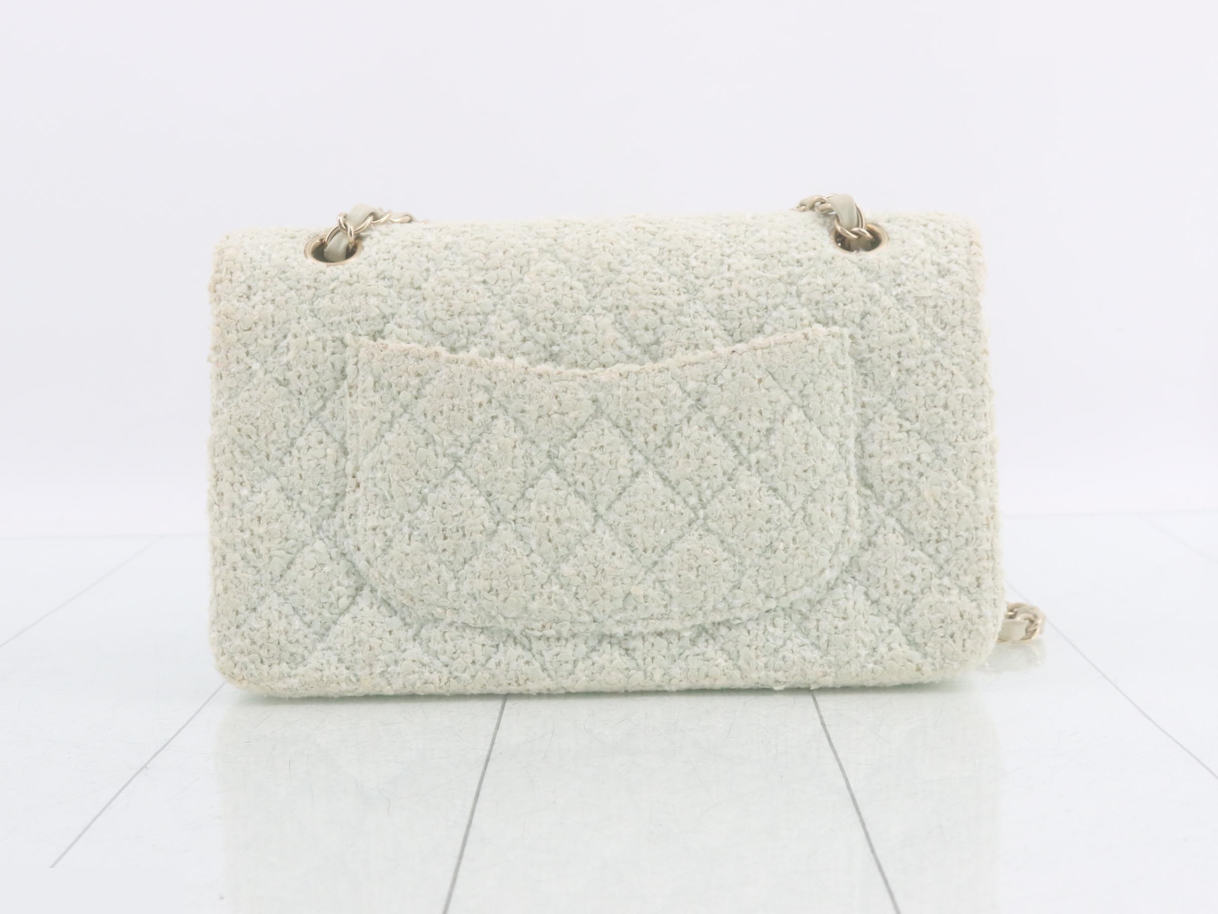 Tweed double-flap matelassé (bag) — view 2