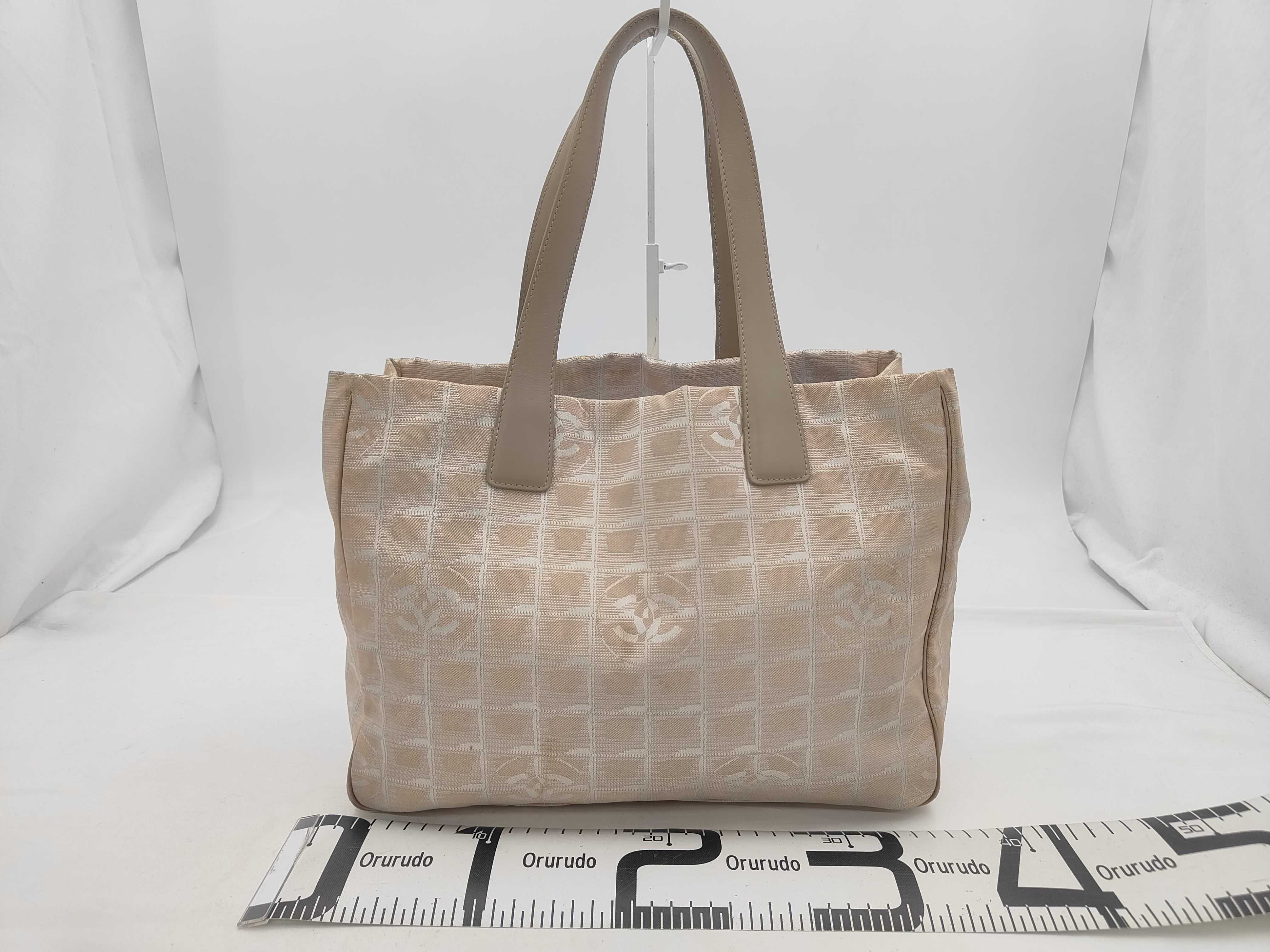 New Travel Line Nylon x Leather Tote Bag, Beige, Gold Hardware, 8119679 (Serial Number 8-series), Handbag — view 2