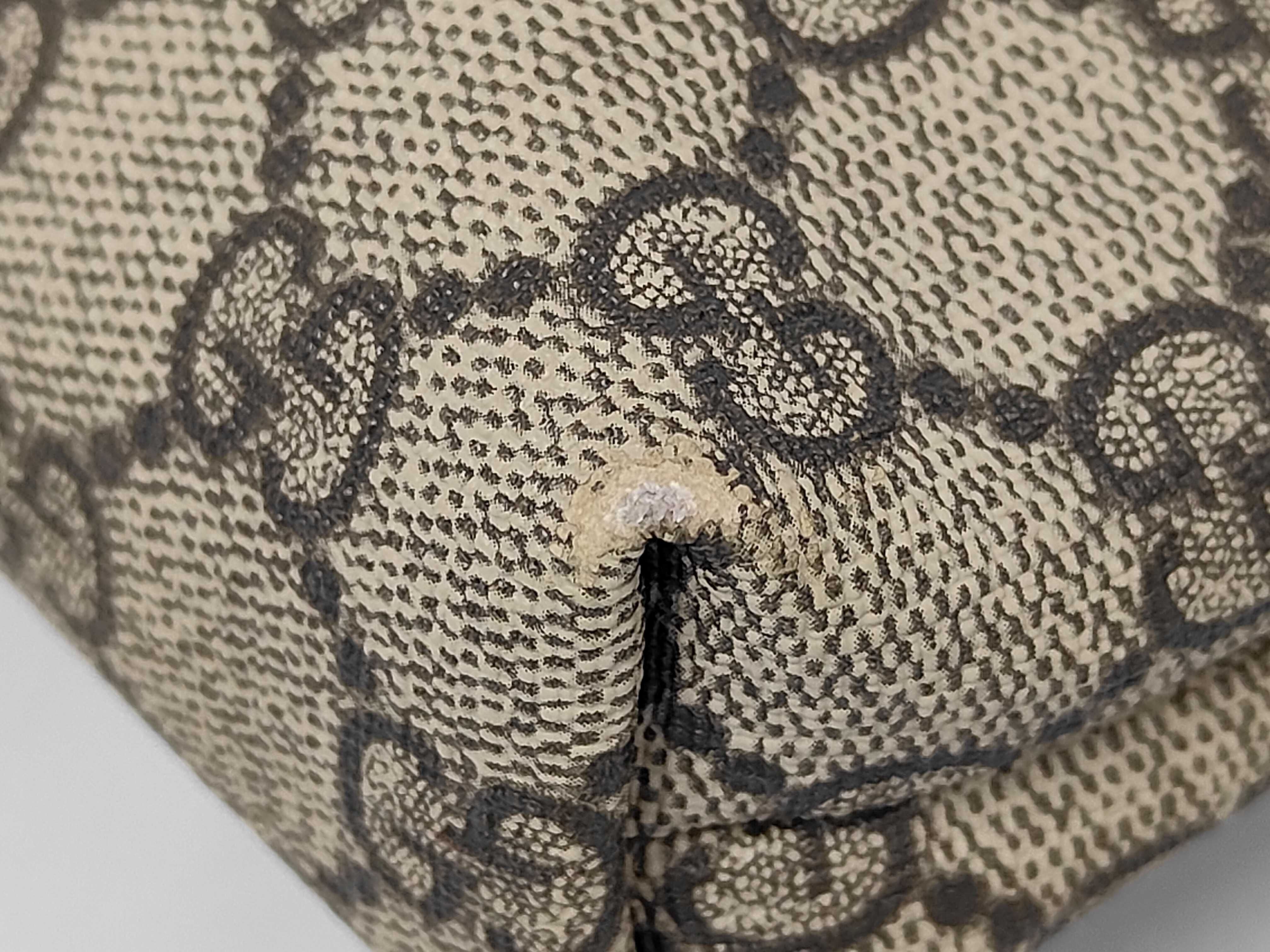 GG Supreme Sherry Shoulder Bag — view 6