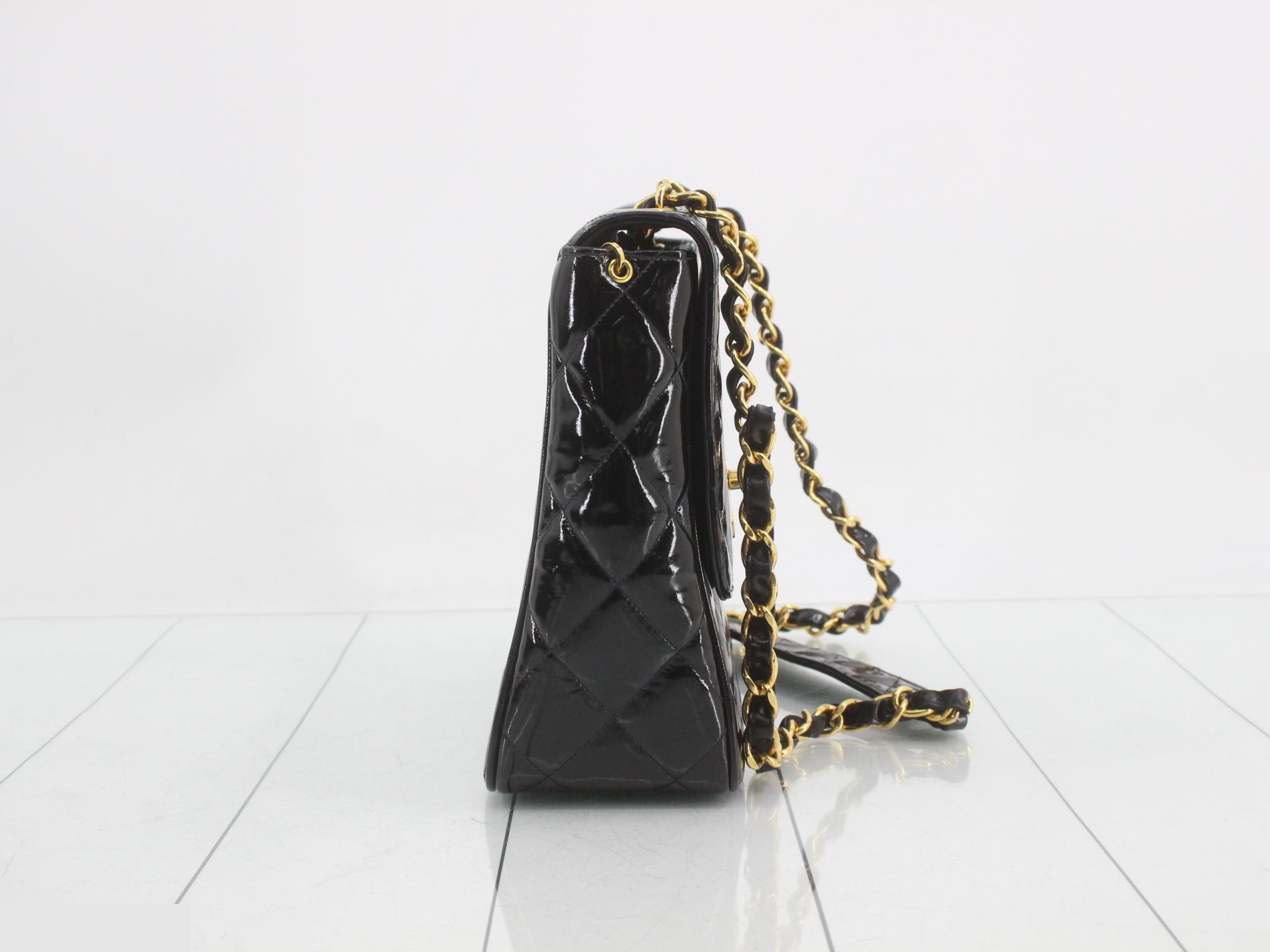 Matelassé Shoulder Bag — view 4