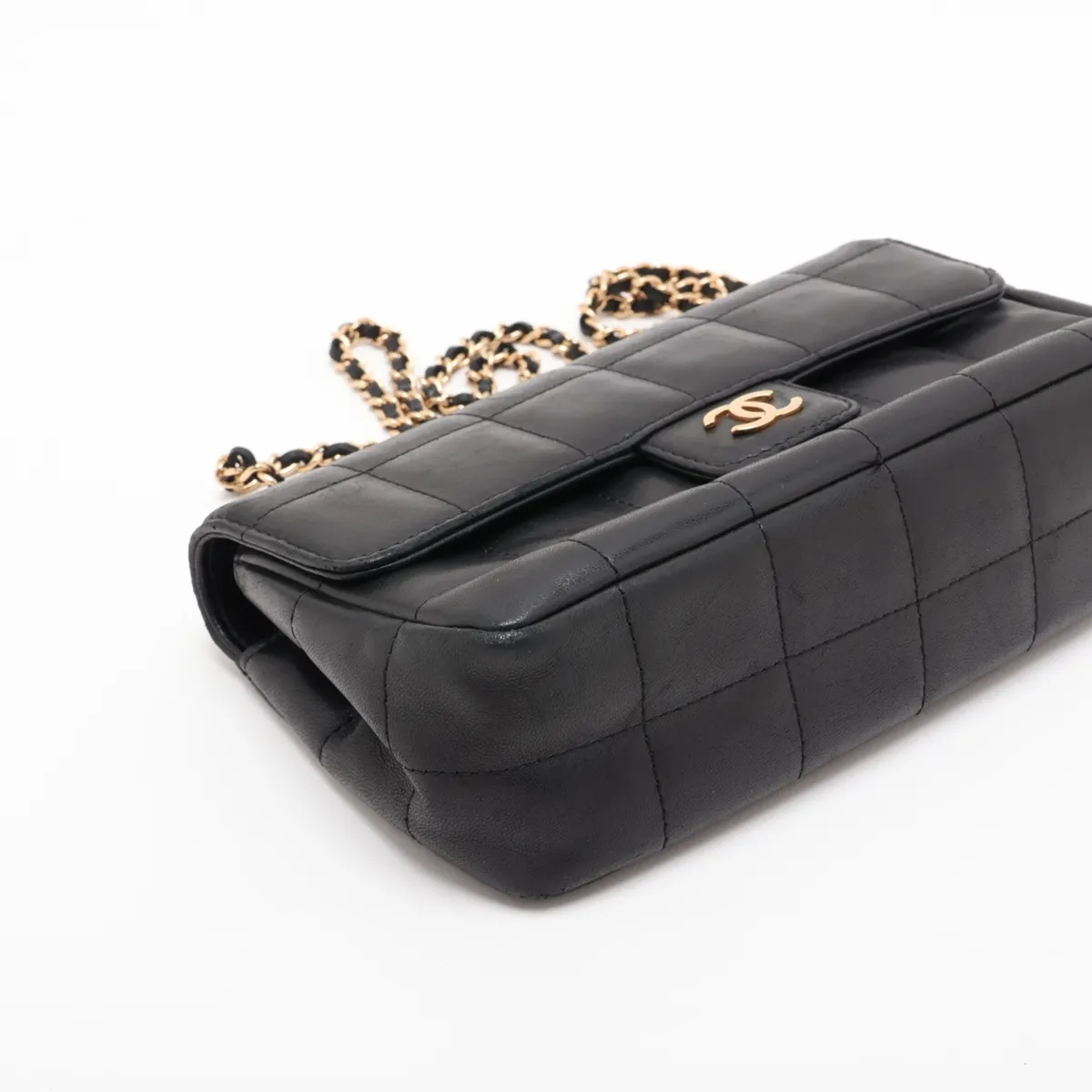 Chocolate Bar Lambskin Chain Shoulder Bag, Black with Gold Hardware, Item No. 12388325 (Serial No. 12) — view 4
