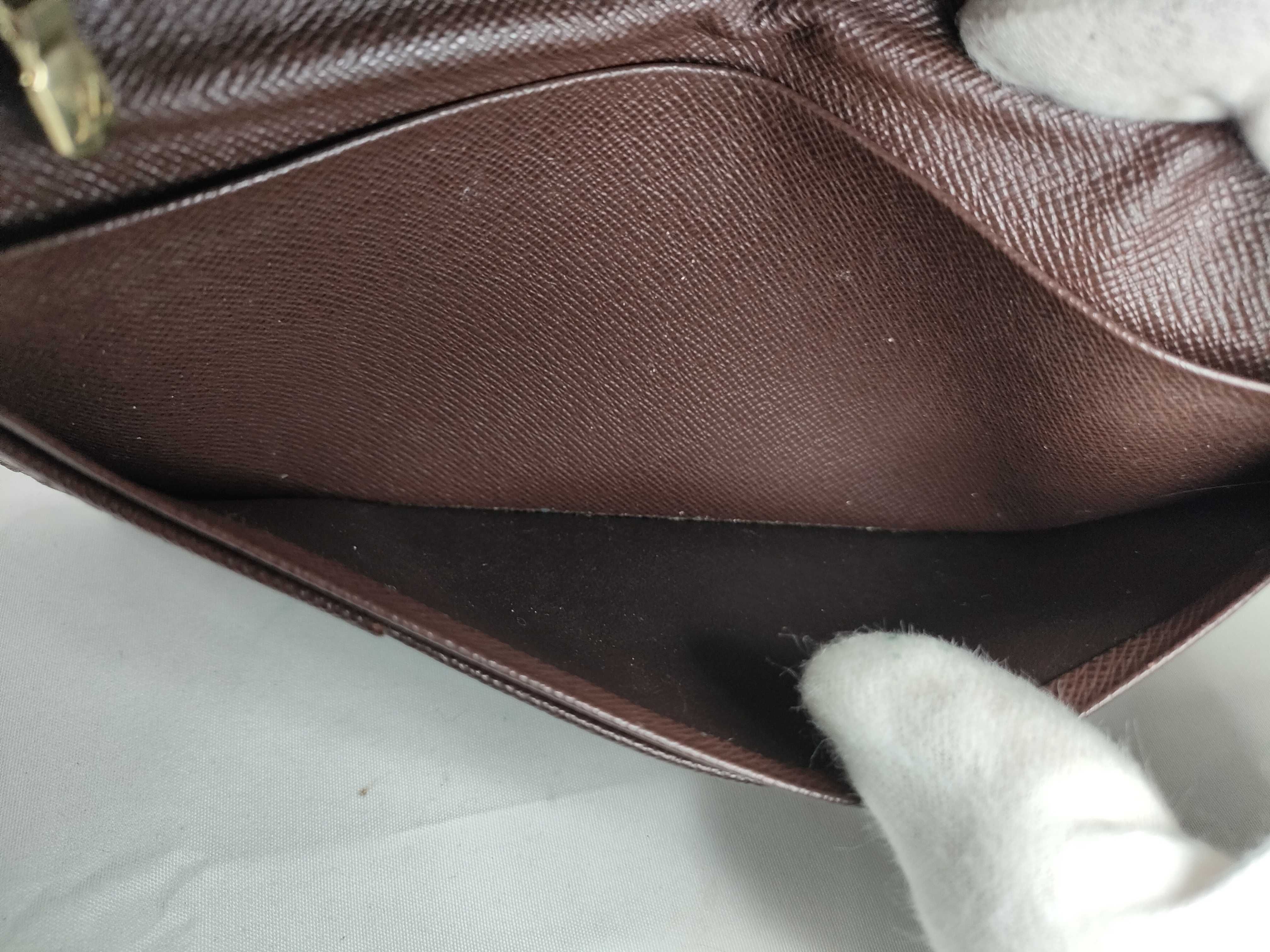 Damier Portefeuille Brazza N60017/SP1048 with initials, box, dust bag, and wallet. — view 11