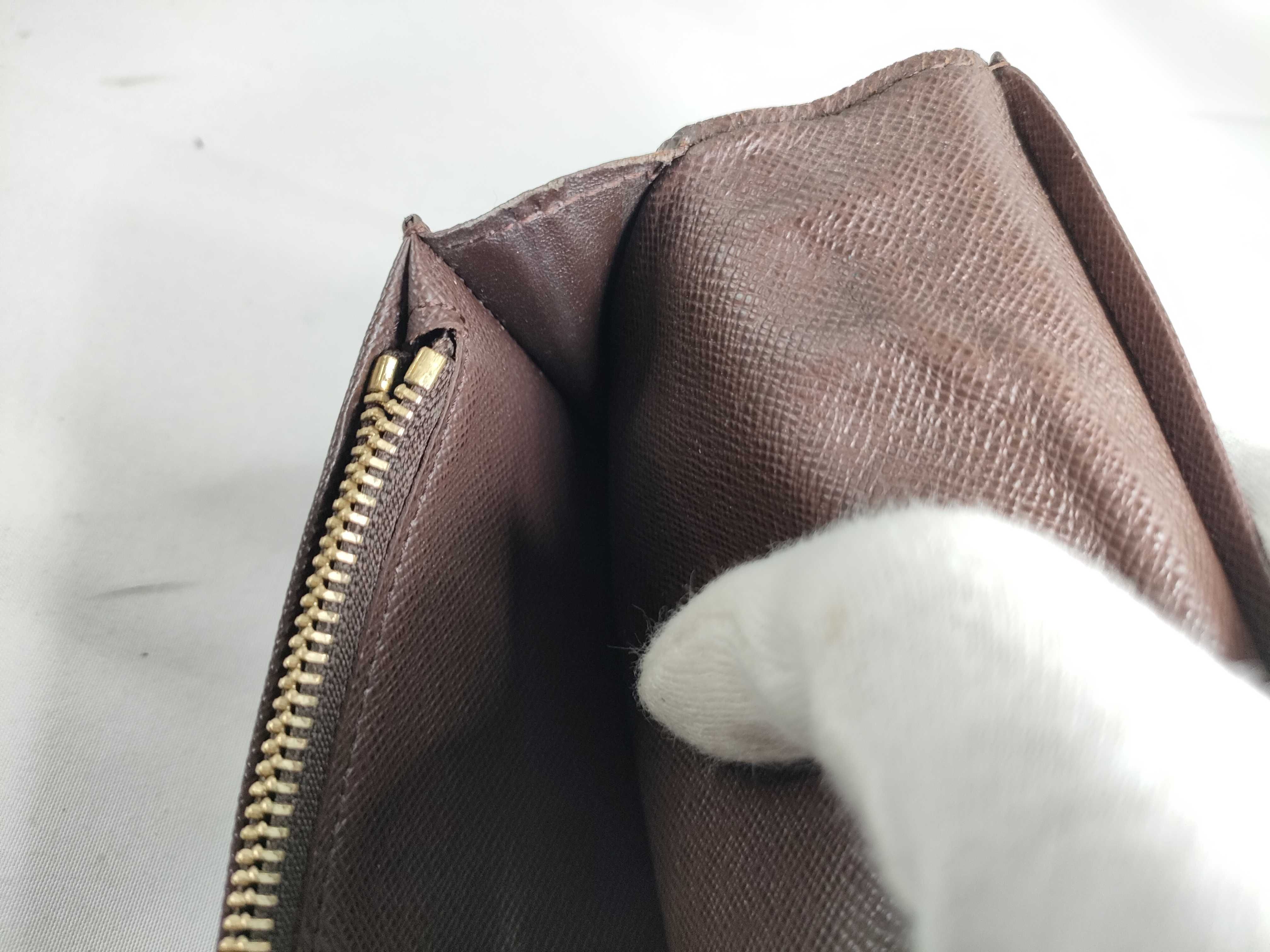 Damier Portefeuille Brazza N60017/SP1048 with initials, box, dust bag, and wallet. — view 14
