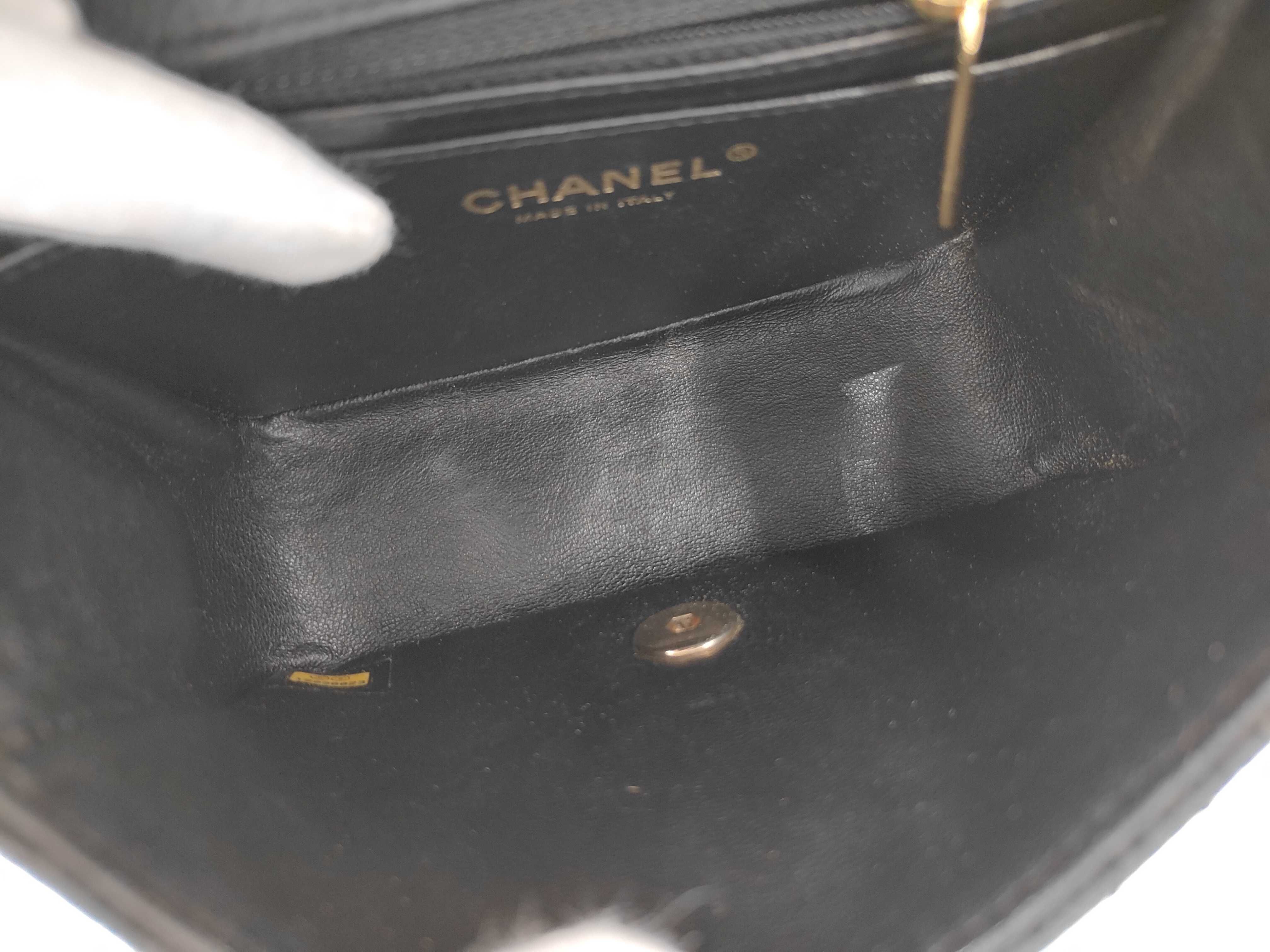 Mini Mat Caviar Skin Black Shoulder Bag (Serial Number 12, Model A35200) — view 5