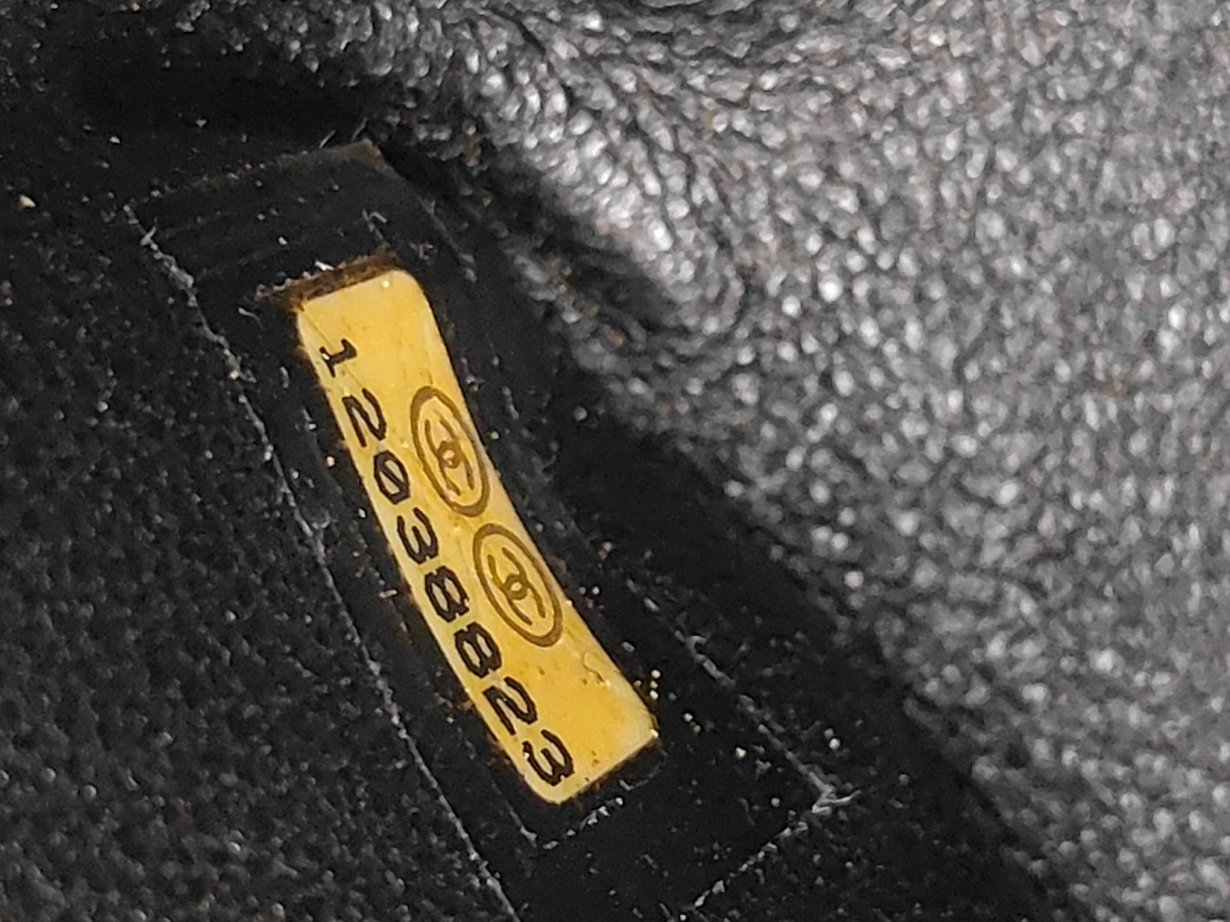Mini Mat Caviar Skin Black Shoulder Bag (Serial Number 12, Model A35200) — view 6