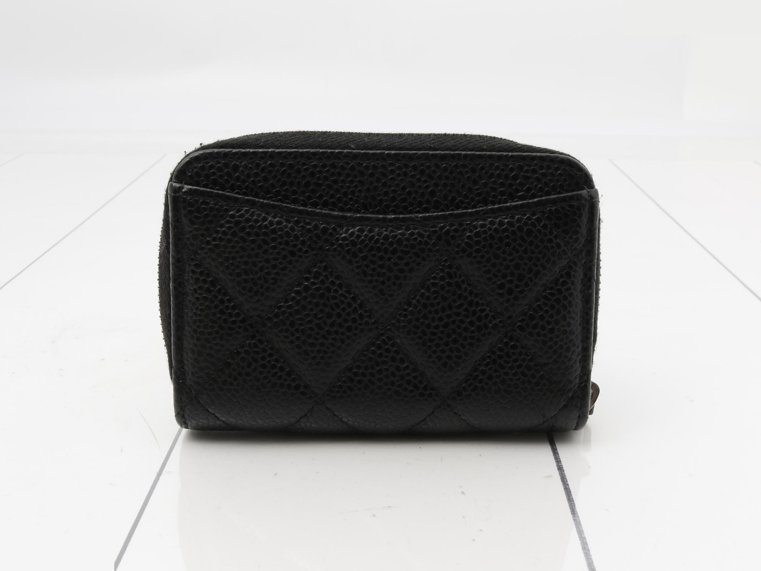 Caviar skin (bag) and coin case — view 2