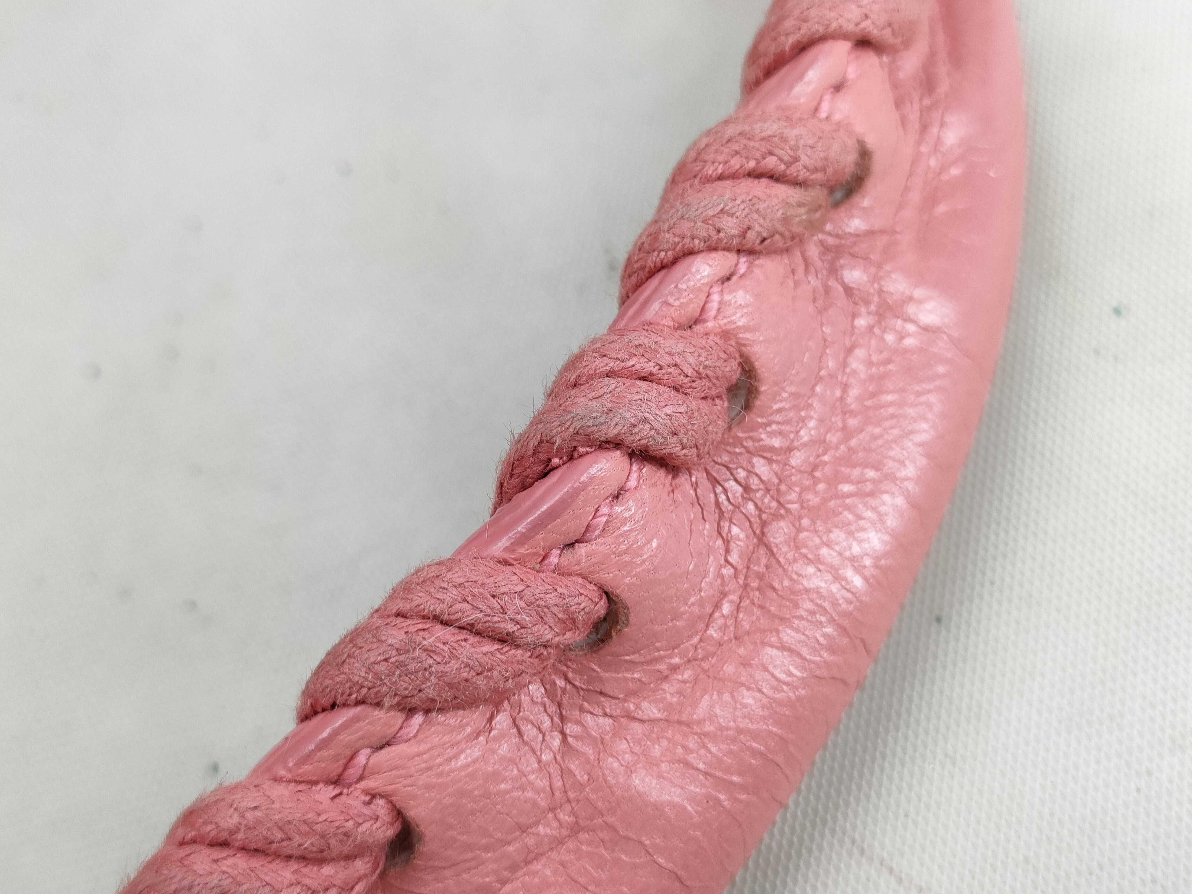 ID - The Vero Giant cow skin hand bag Pink 282010 (No Mirror) Handbag — view 6