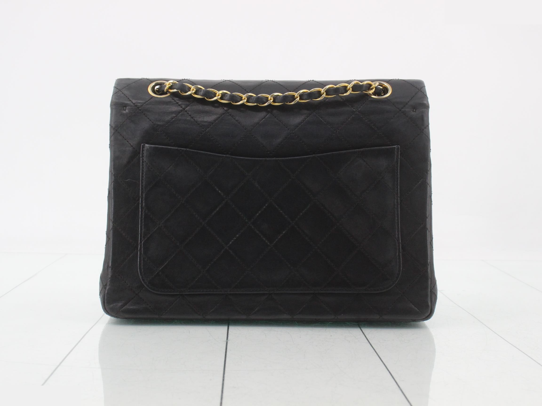 Double flap Matelassé bag, size 25, lambskin, 1403736 — view 2