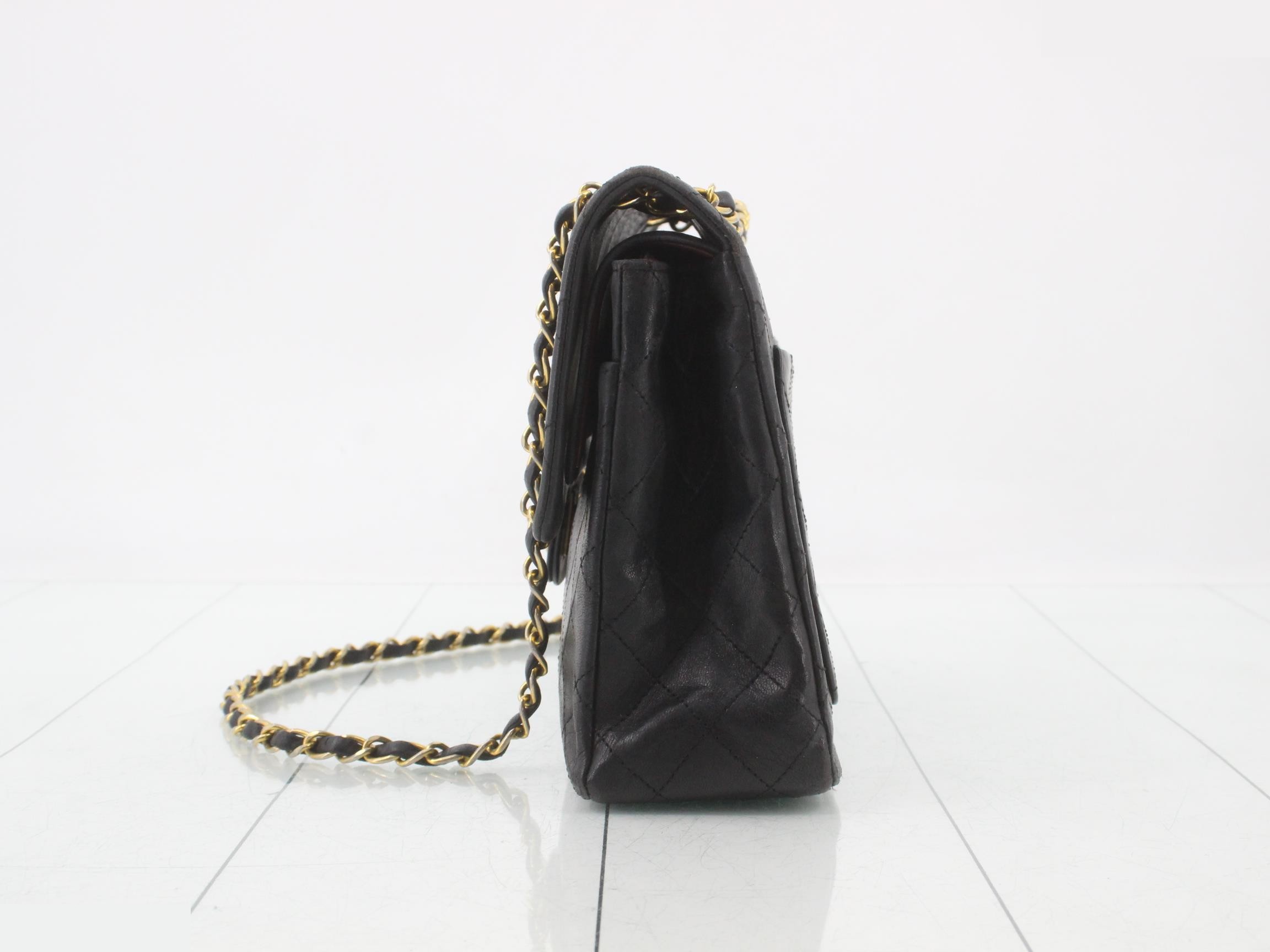Double flap Matelassé bag, size 25, lambskin, 1403736 — view 3