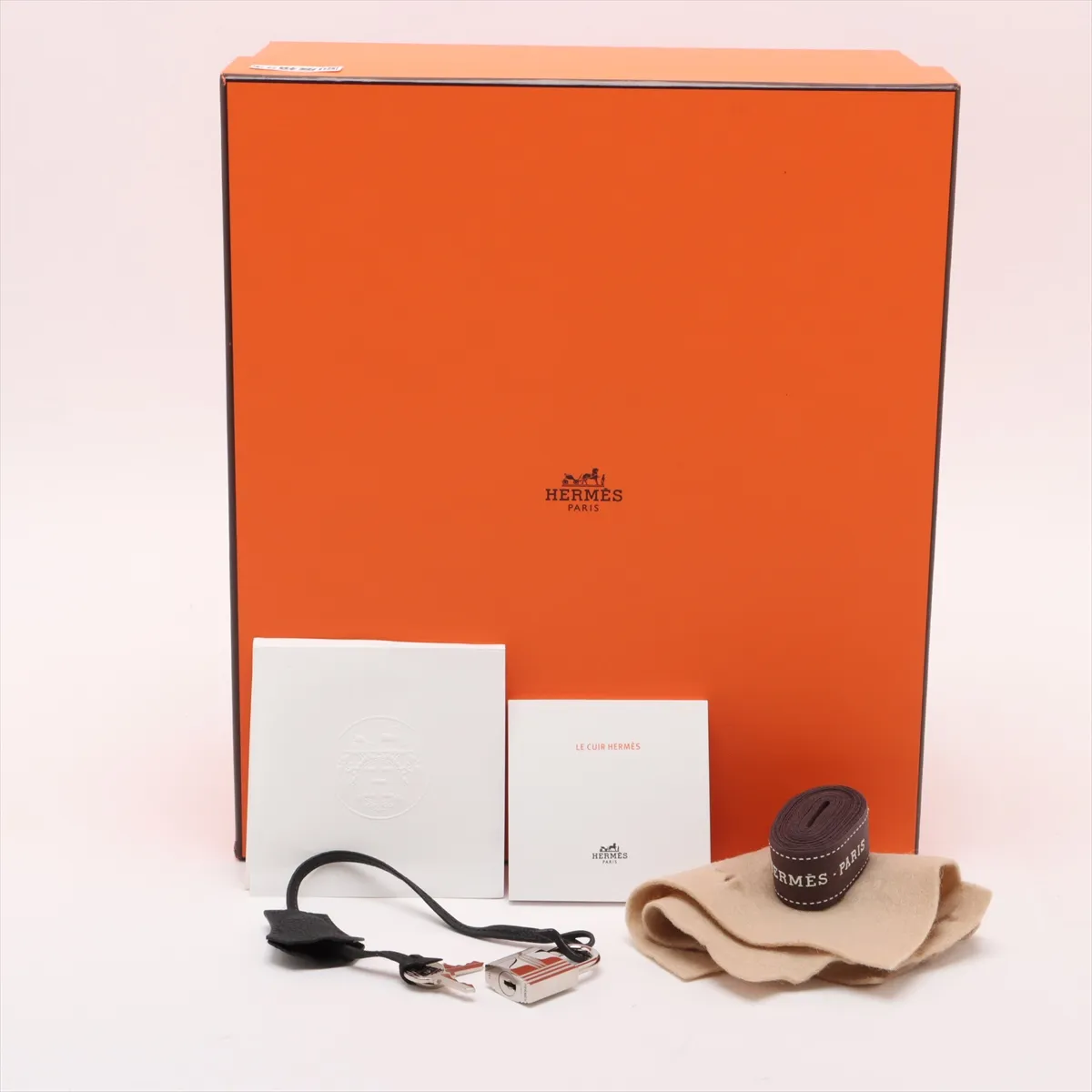 [Individually wrapped] Hermes Kelly Akkado PM Togo Black Silver Hardware Z:2021 Crochette string tear — view 15