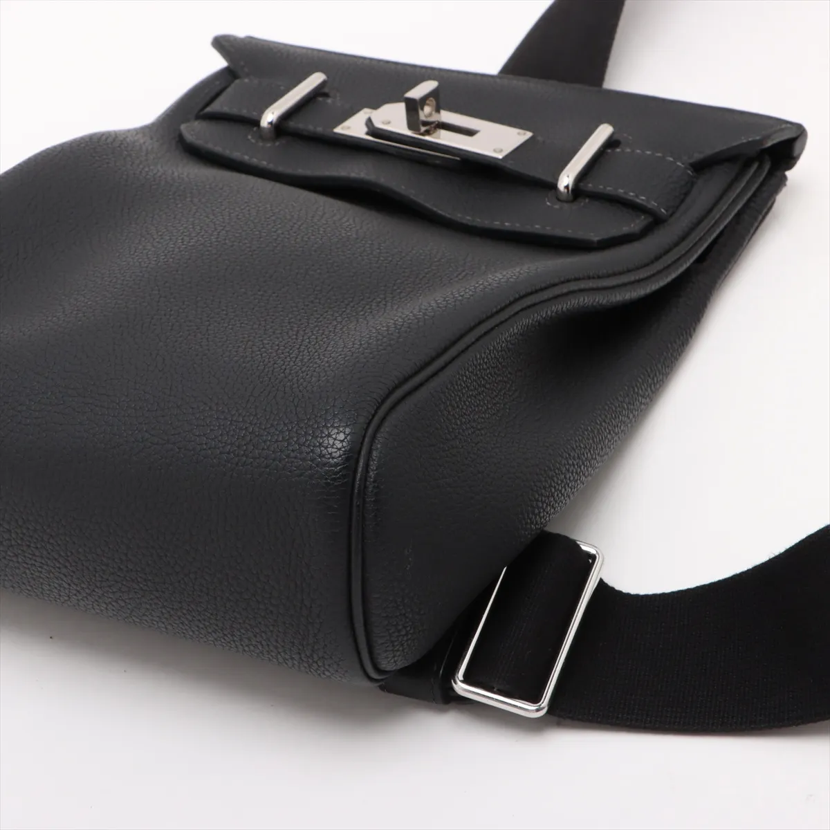 [Individually wrapped] Hermes Kelly Akkado PM Togo Black Silver Hardware Z:2021 Crochette string tear — view 3