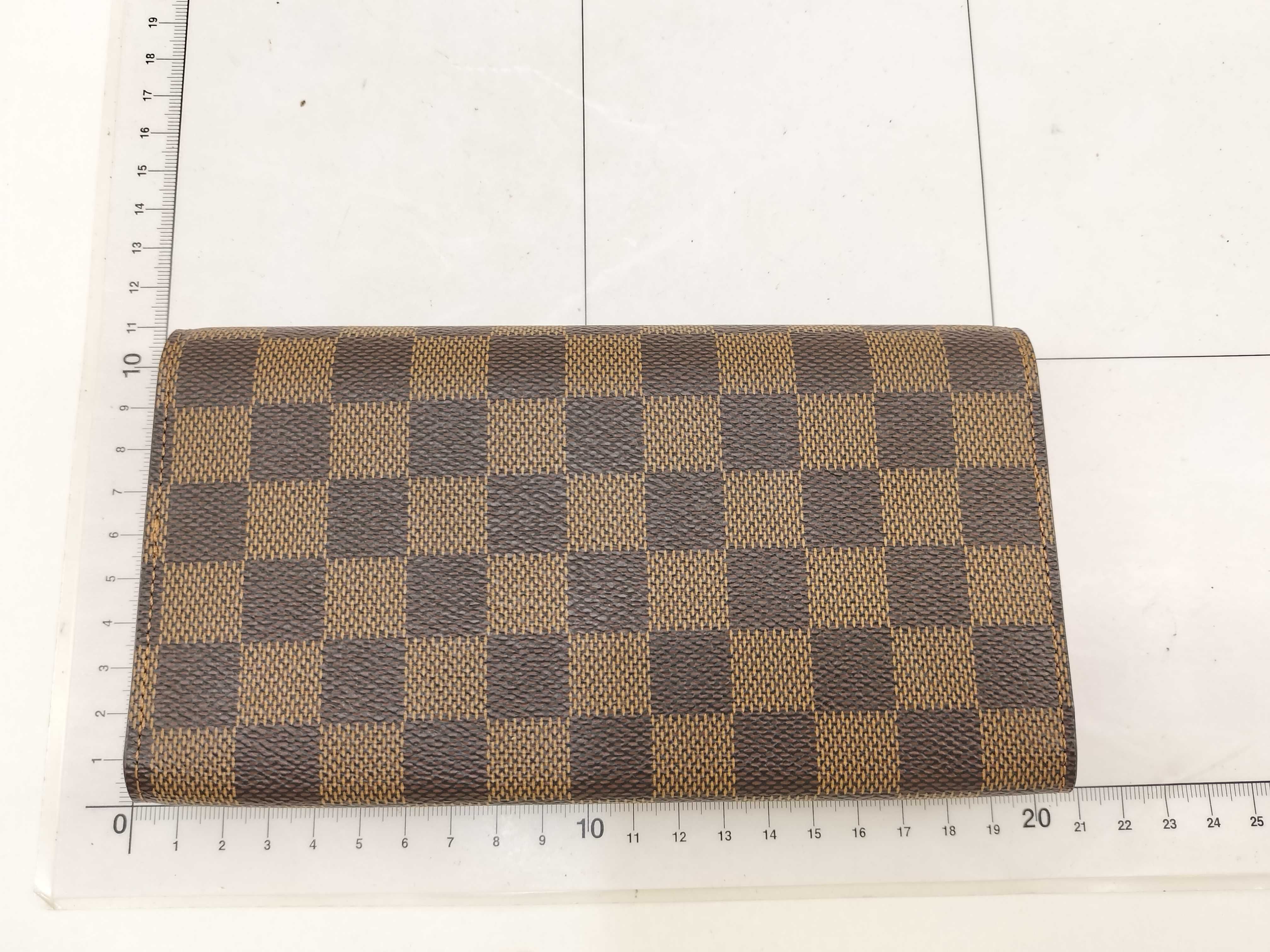 Damier Louis Vuitton Portefeuille Sarah NM Long Wallet — view 2