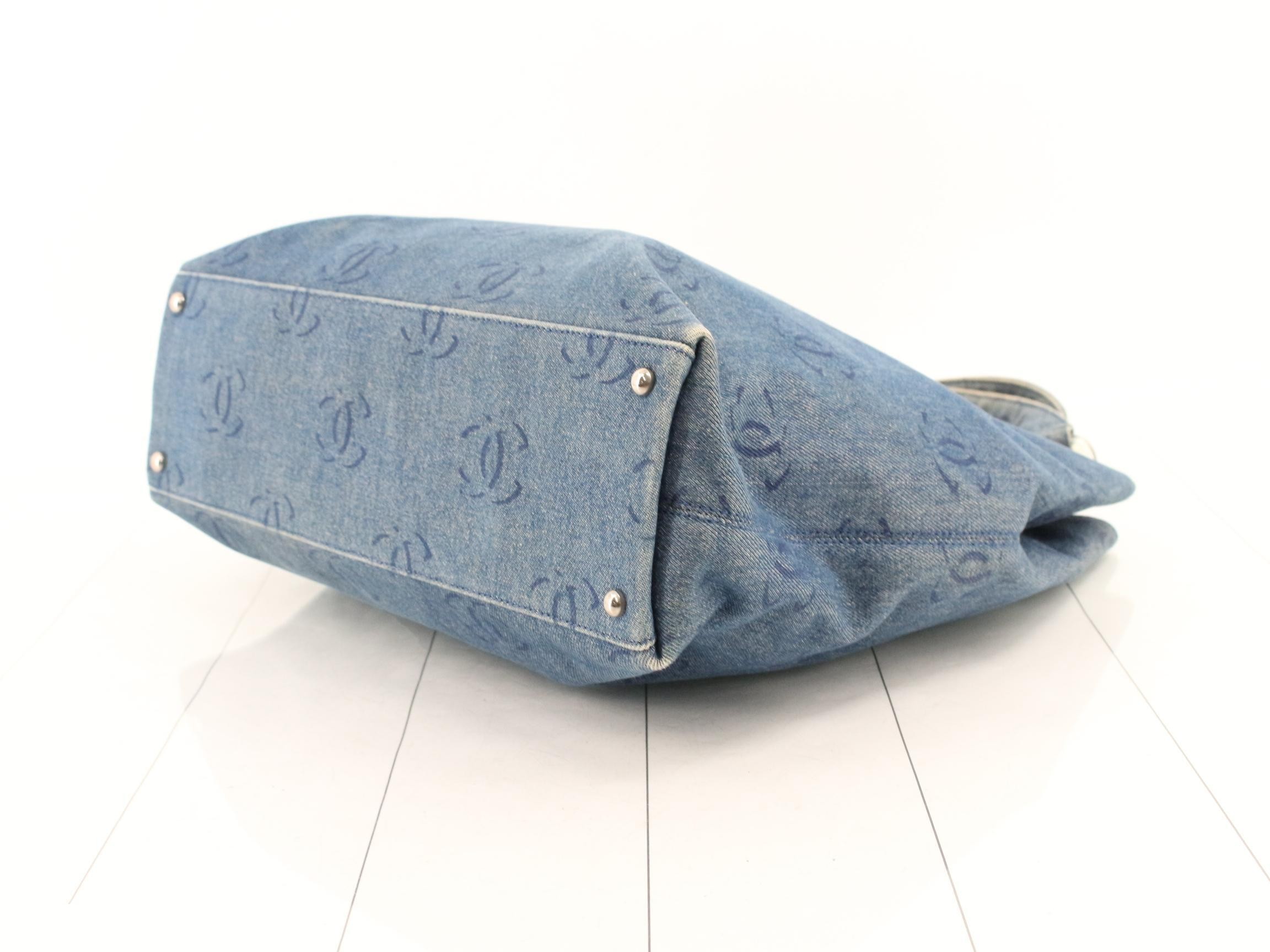 Coco Mark Plastic Chain Tote Bag, Denim, Blue, Series 7, 37 x 36 x 12 cm — view 6