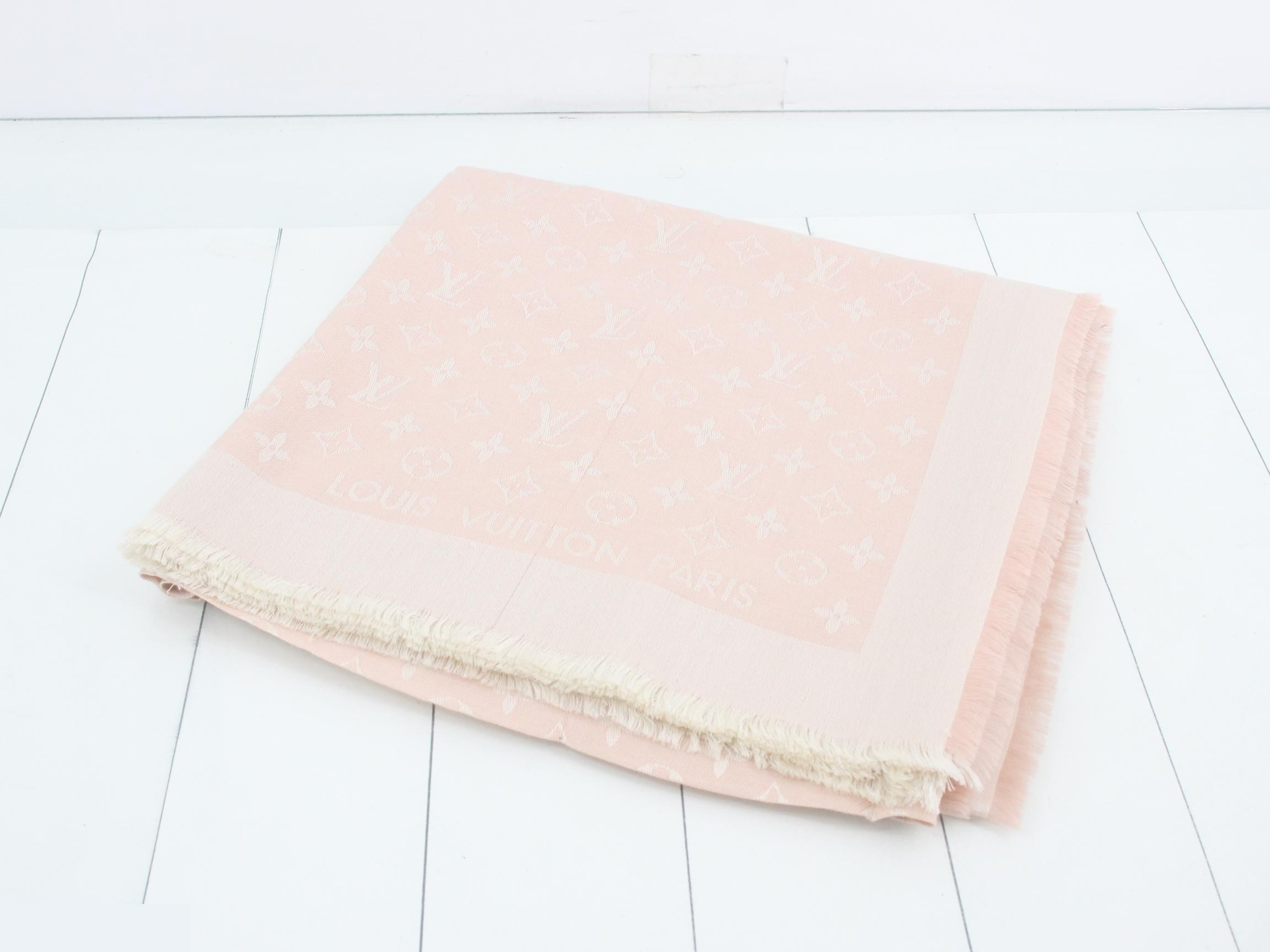 Monogram stole with tag, pink