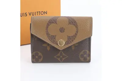 RFID-equipped Monogram Reverse Portefeuille Zoé M80725