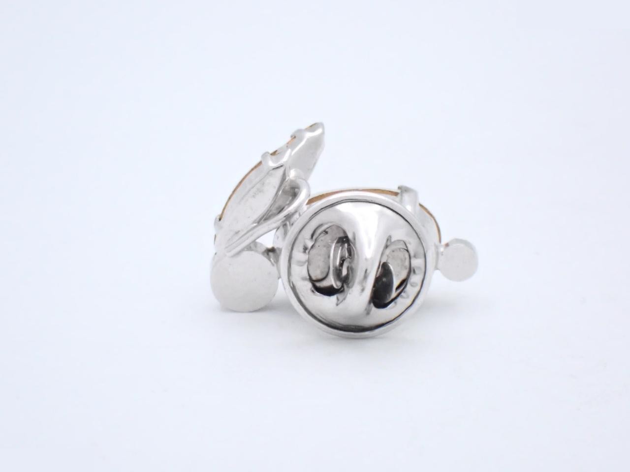 pin brooch — view 2