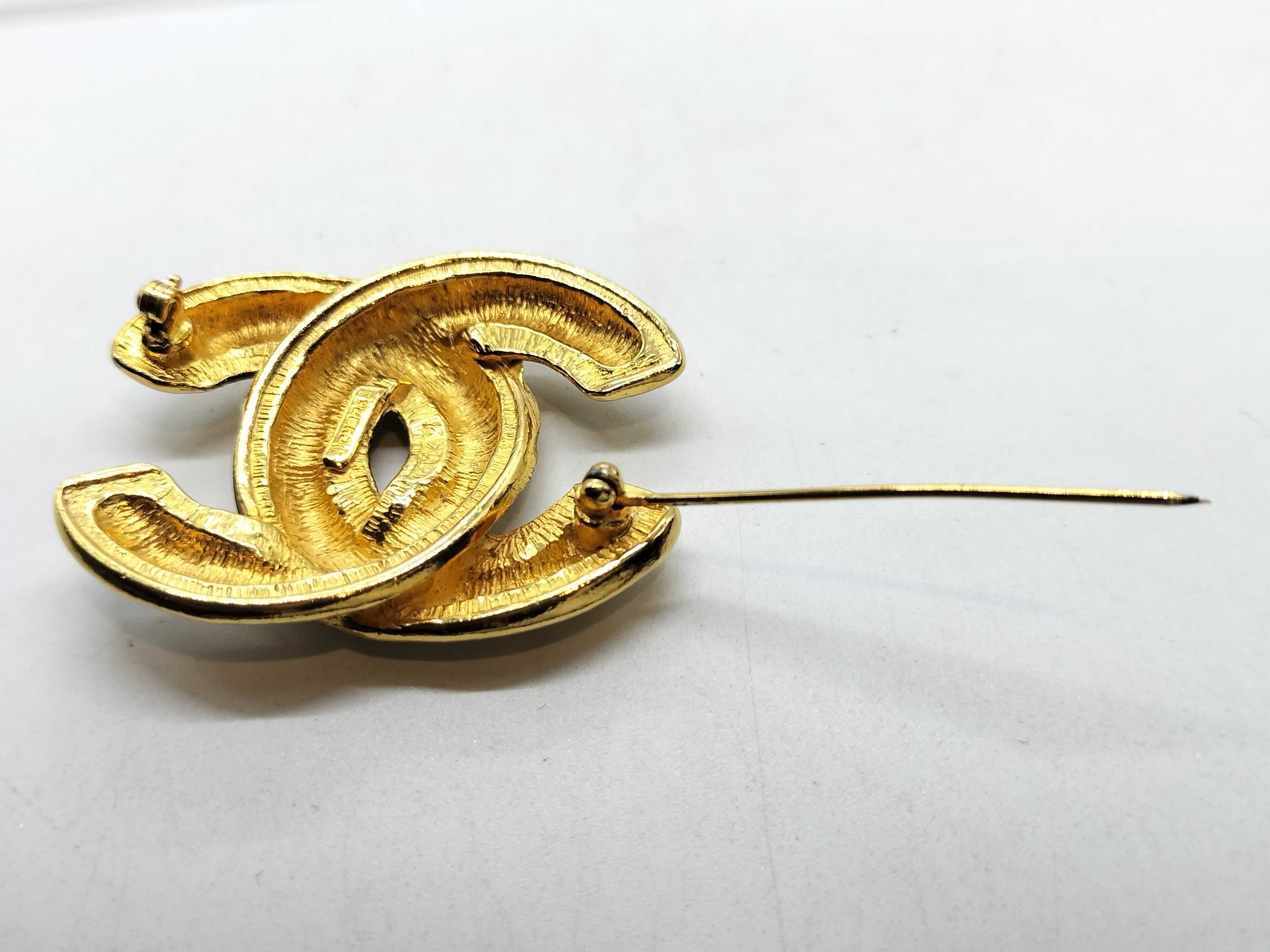 Coco Mark Matelassé 1142 Gold-colored Brooch — view 5
