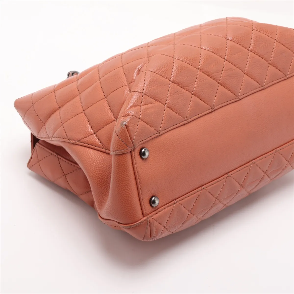 Matelassé Caviar Skin Chain Tote Bag, Orange, Gunmetal Hardware, 21652152, Serial Number 21 — view 4