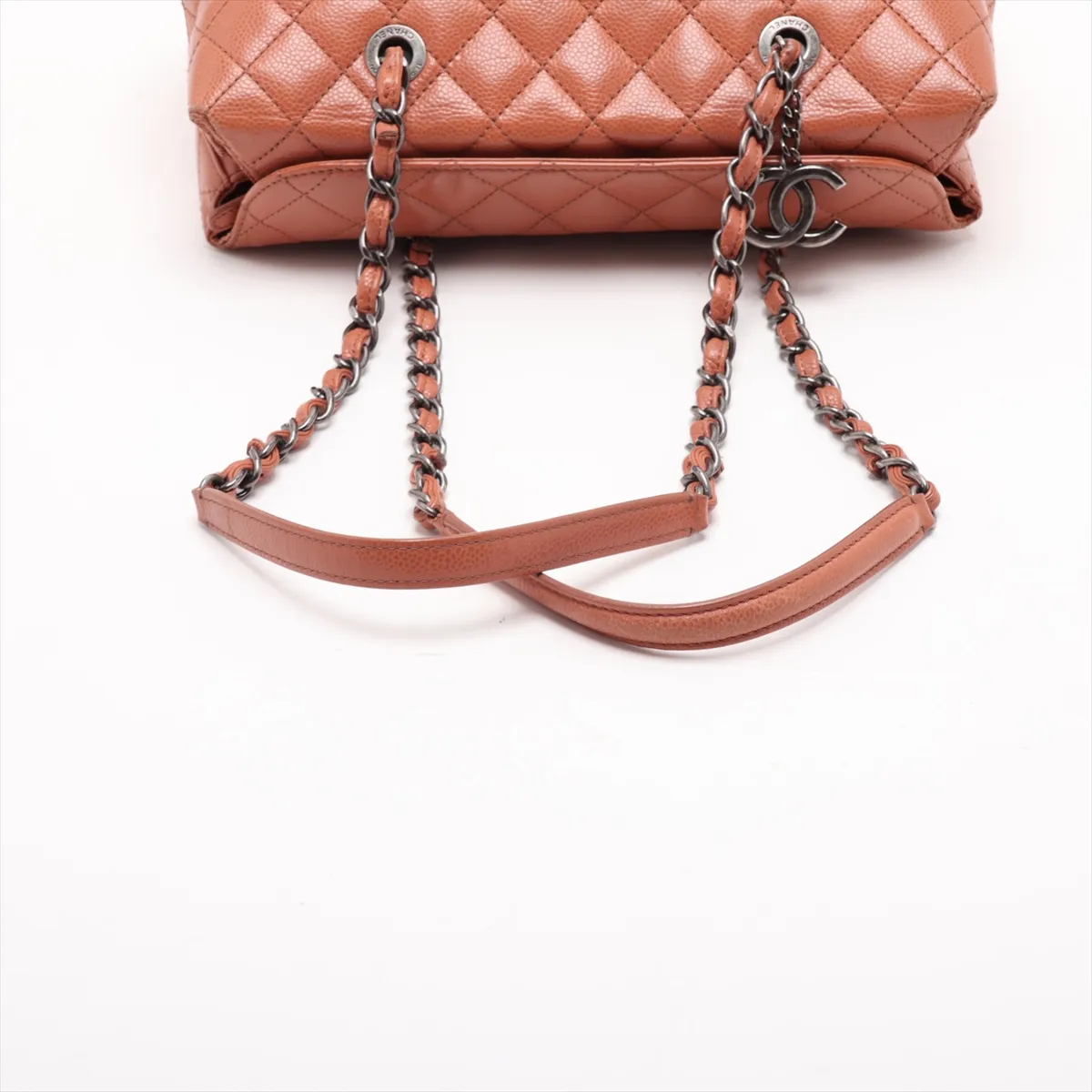 Matelassé Caviar Skin Chain Tote Bag, Orange, Gunmetal Hardware, 21652152, Serial Number 21 — view 5